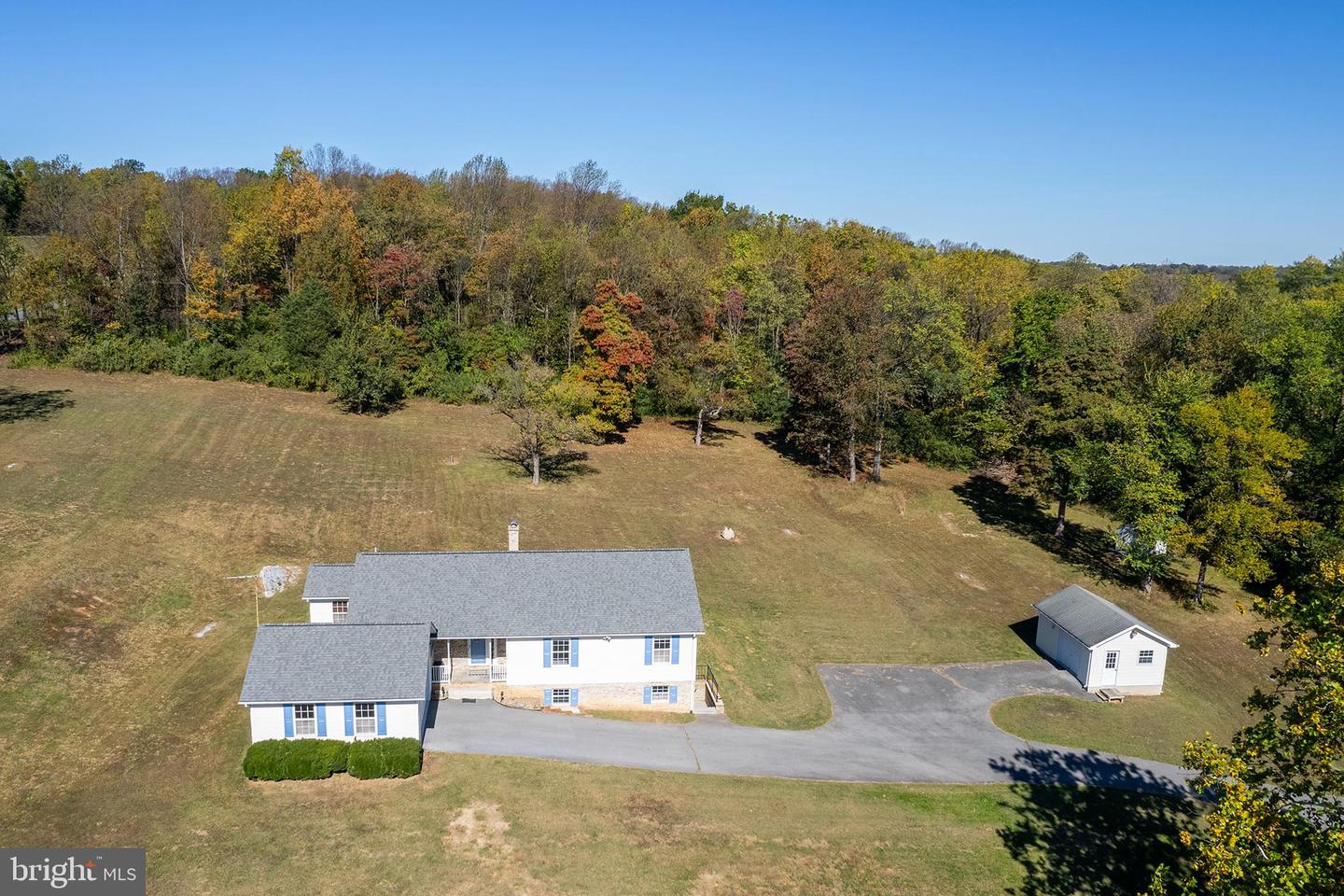 1039 HIATT RD, WINCHESTER, Virginia 22603, 3 Bedrooms Bedrooms, ,2 BathroomsBathrooms,Residential,For sale,1039 HIATT RD,VAFV2037548 MLS # VAFV2037548