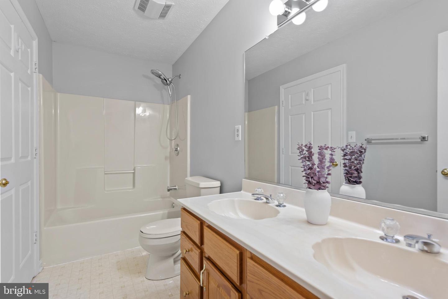 1039 HIATT RD, WINCHESTER, Virginia 22603, 3 Bedrooms Bedrooms, ,2 BathroomsBathrooms,Residential,For sale,1039 HIATT RD,VAFV2037548 MLS # VAFV2037548
