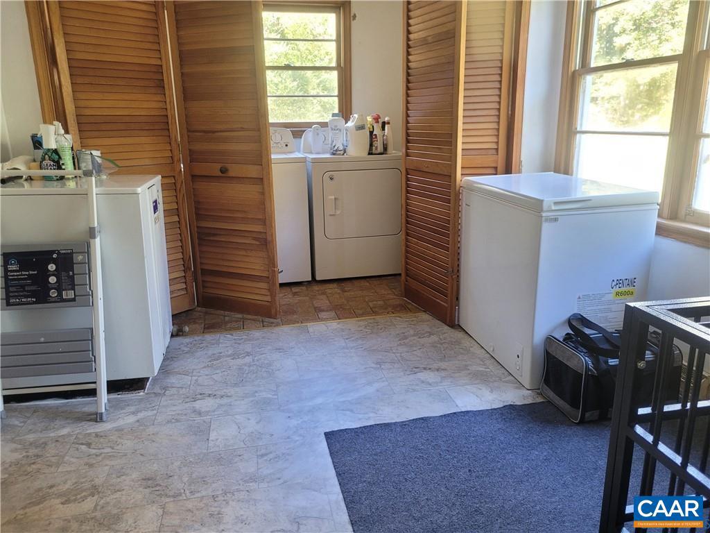 28153 N JAMES MADISON HWY, NEW CANTON, Virginia 23123, 3 Bedrooms Bedrooms, ,1 BathroomBathrooms,Residential,For sale,28153 N JAMES MADISON HWY,670238 MLS # 670238