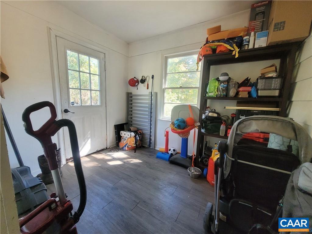 28153 N JAMES MADISON HWY, NEW CANTON, Virginia 23123, 3 Bedrooms Bedrooms, ,1 BathroomBathrooms,Residential,For sale,28153 N JAMES MADISON HWY,670238 MLS # 670238