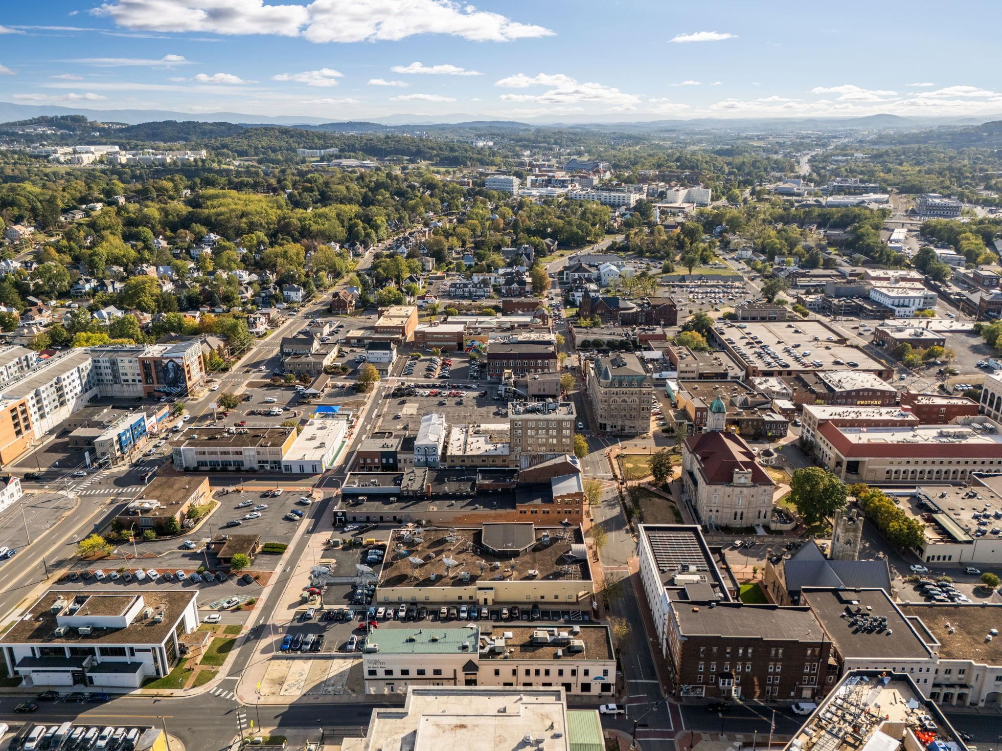 90 NORTH MAIN ST, HARRISONBURG, Virginia 22802, ,Commercial,90 NORTH MAIN ST,667527 MLS # 667527 90 NORTH MAIN ST, HARRISONBURG, Virginia 22802, ,Commercial,90 NORTH MAIN ST,667527 MLS # 667527