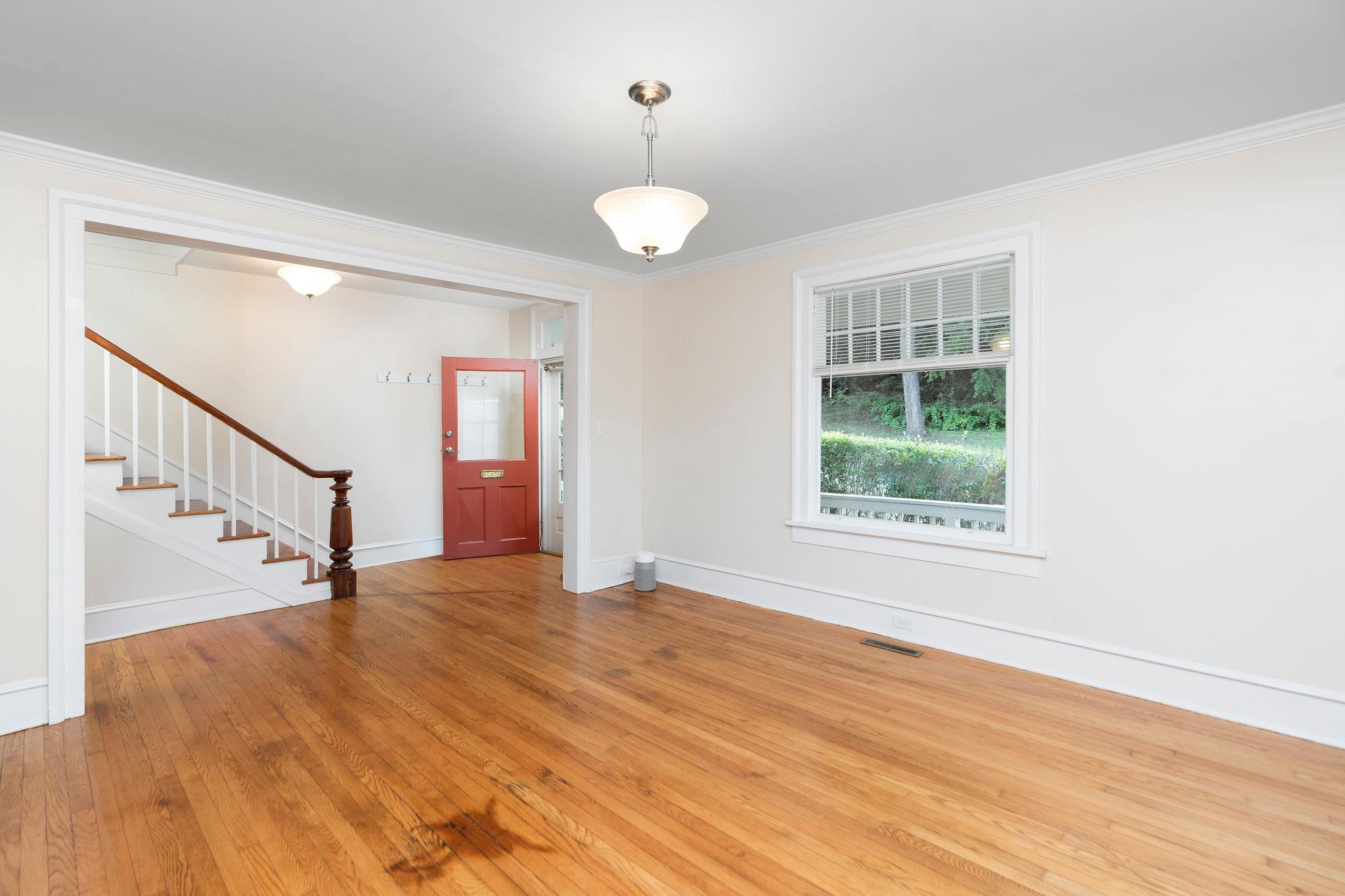 311 LEWIS ST, STAUNTON, Virginia 24401, 2 Bedrooms Bedrooms, ,2 BathroomsBathrooms,Residential,311 LEWIS ST,666467 MLS # 666467