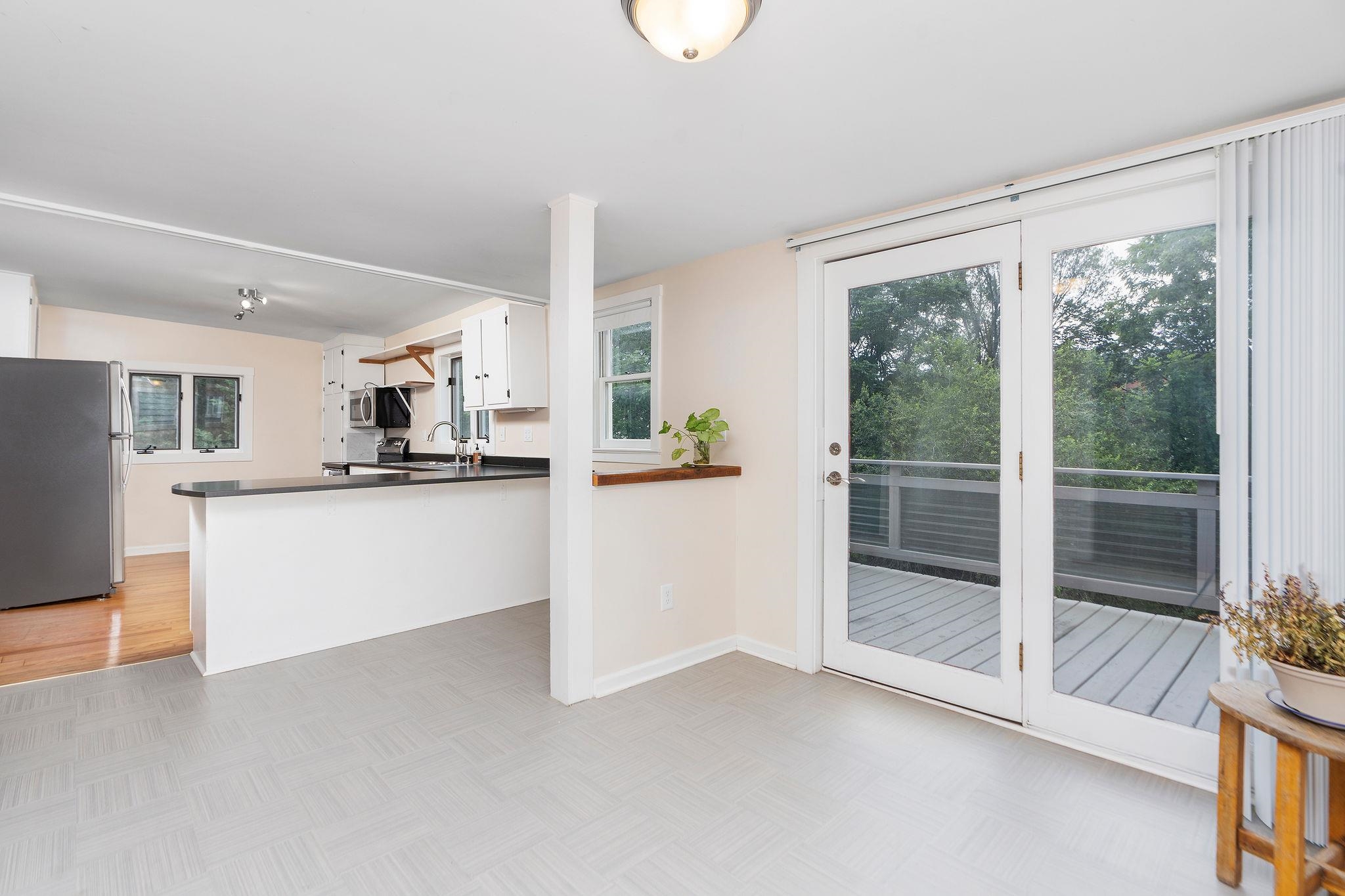 311 LEWIS ST, STAUNTON, Virginia 24401, 2 Bedrooms Bedrooms, ,2 BathroomsBathrooms,Residential,311 LEWIS ST,666467 MLS # 666467