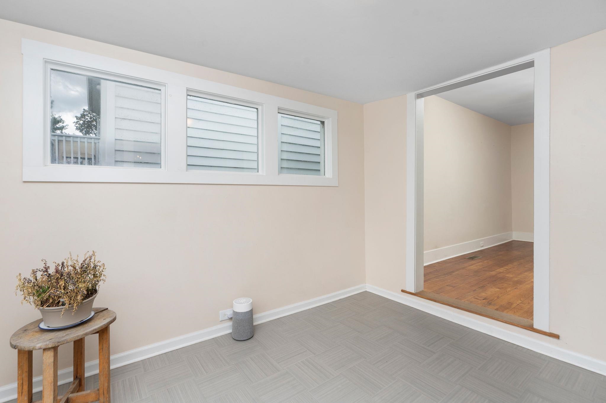 311 LEWIS ST, STAUNTON, Virginia 24401, 2 Bedrooms Bedrooms, ,2 BathroomsBathrooms,Residential,311 LEWIS ST,666467 MLS # 666467