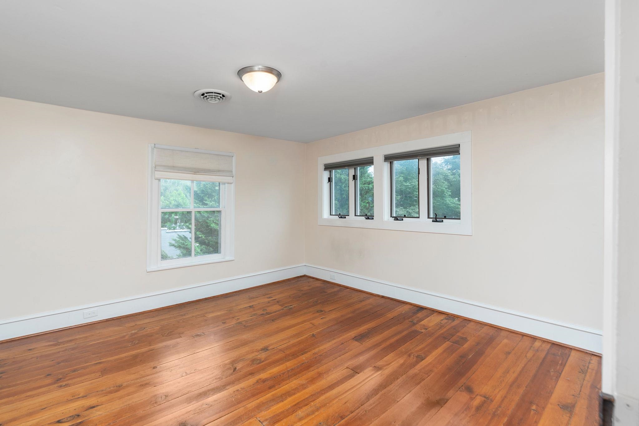 311 LEWIS ST, STAUNTON, Virginia 24401, 2 Bedrooms Bedrooms, ,2 BathroomsBathrooms,Residential,311 LEWIS ST,666467 MLS # 666467