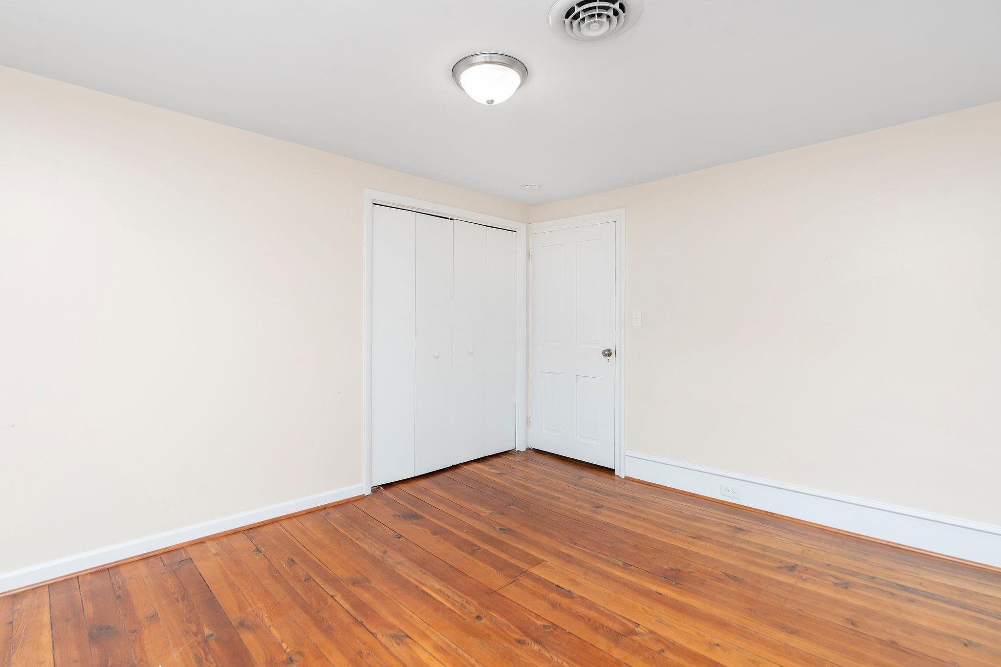 311 LEWIS ST, STAUNTON, Virginia 24401, 2 Bedrooms Bedrooms, ,2 BathroomsBathrooms,Residential,311 LEWIS ST,666467 MLS # 666467
