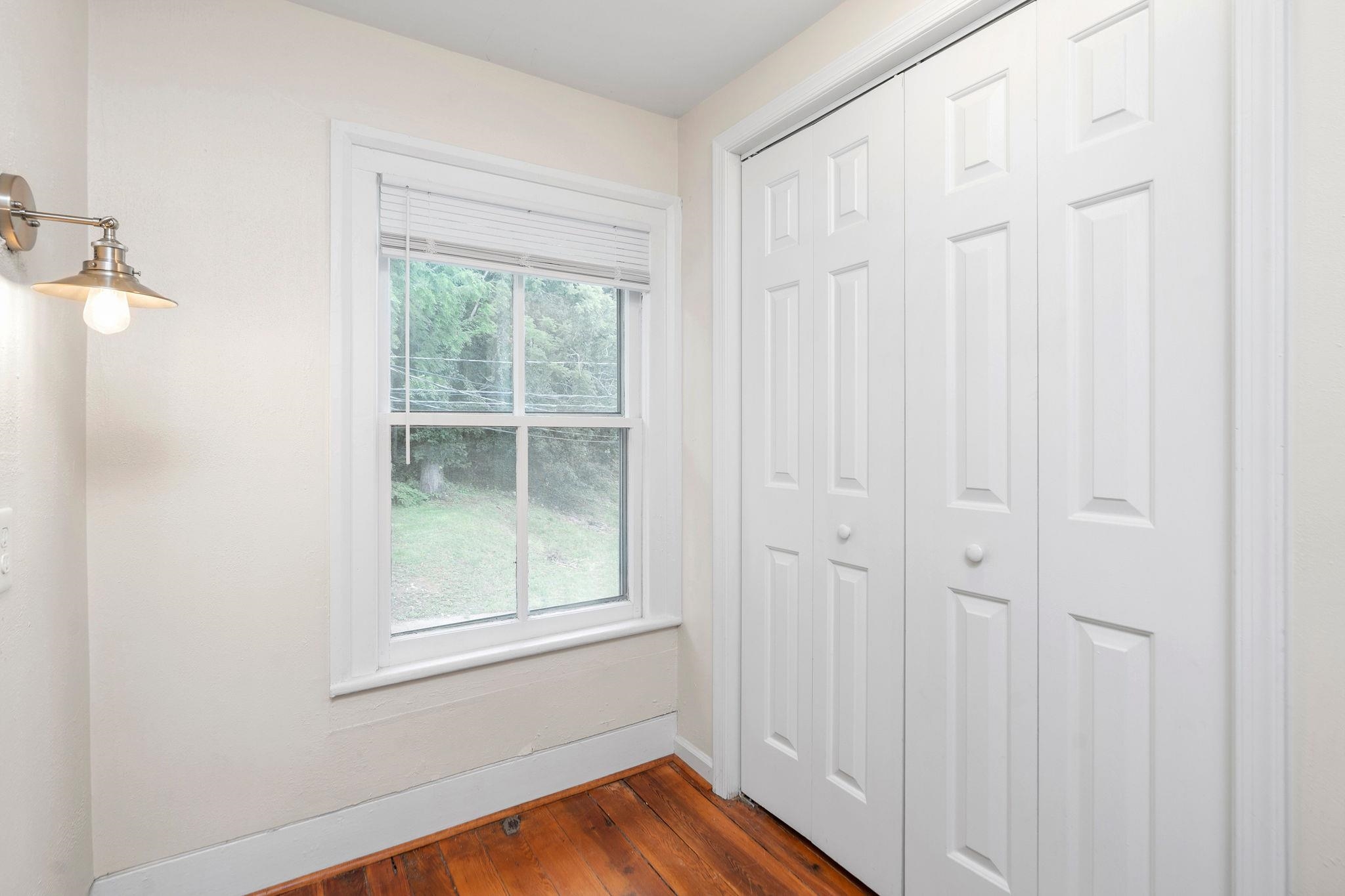 311 LEWIS ST, STAUNTON, Virginia 24401, 2 Bedrooms Bedrooms, ,2 BathroomsBathrooms,Residential,311 LEWIS ST,666467 MLS # 666467