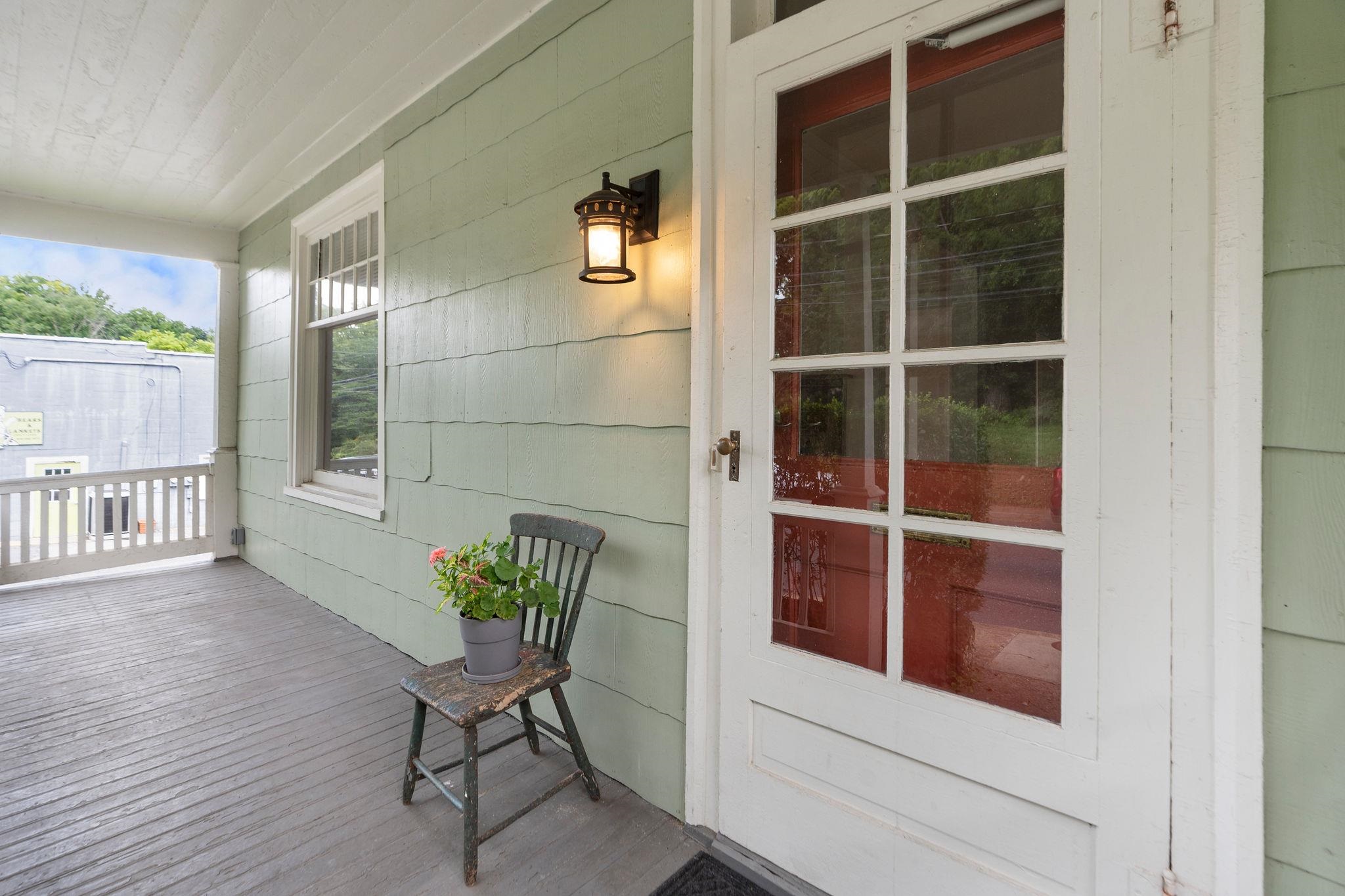 311 LEWIS ST, STAUNTON, Virginia 24401, 2 Bedrooms Bedrooms, ,2 BathroomsBathrooms,Residential,311 LEWIS ST,666467 MLS # 666467