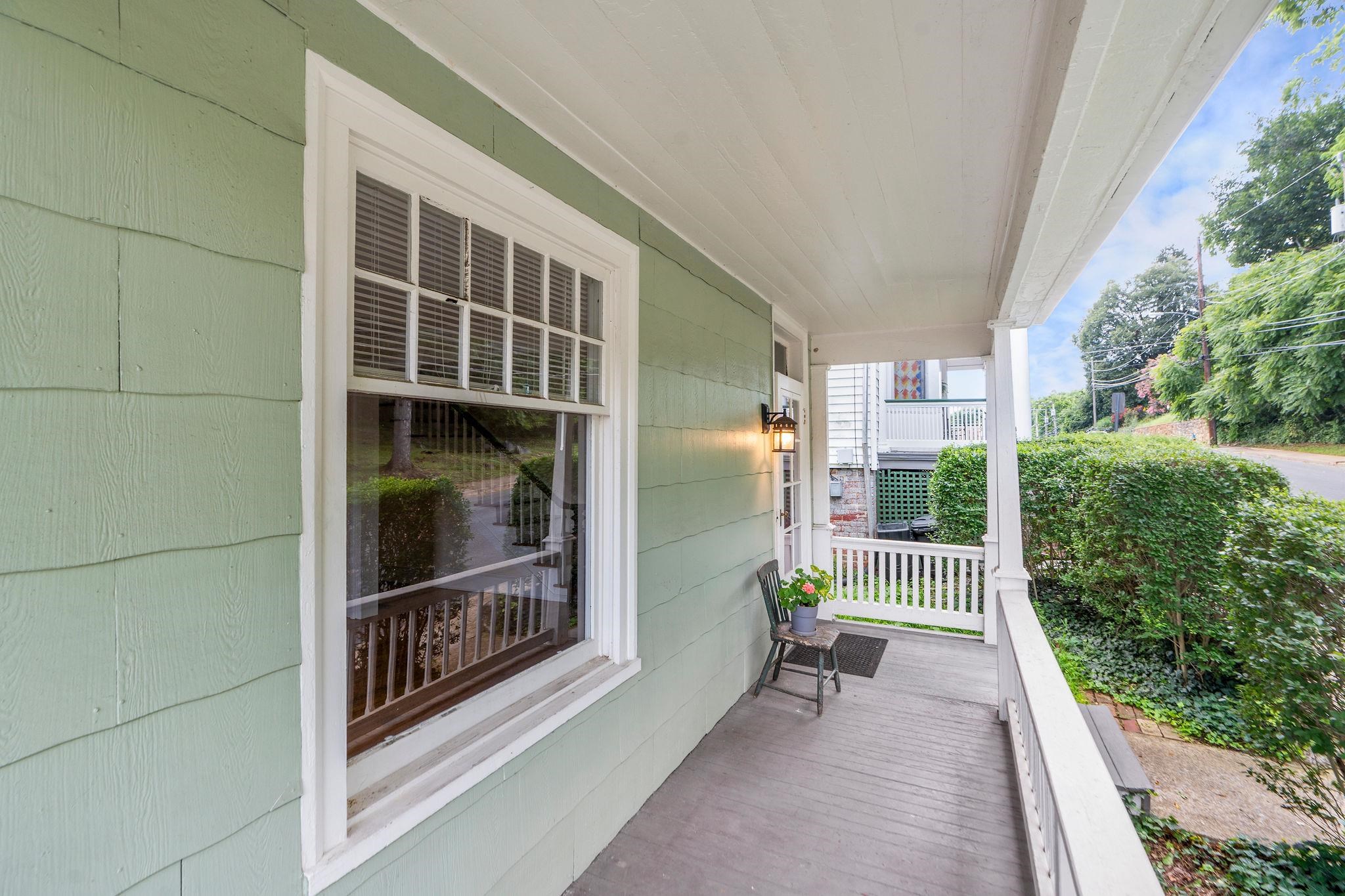 311 LEWIS ST, STAUNTON, Virginia 24401, 2 Bedrooms Bedrooms, ,2 BathroomsBathrooms,Residential,311 LEWIS ST,666467 MLS # 666467