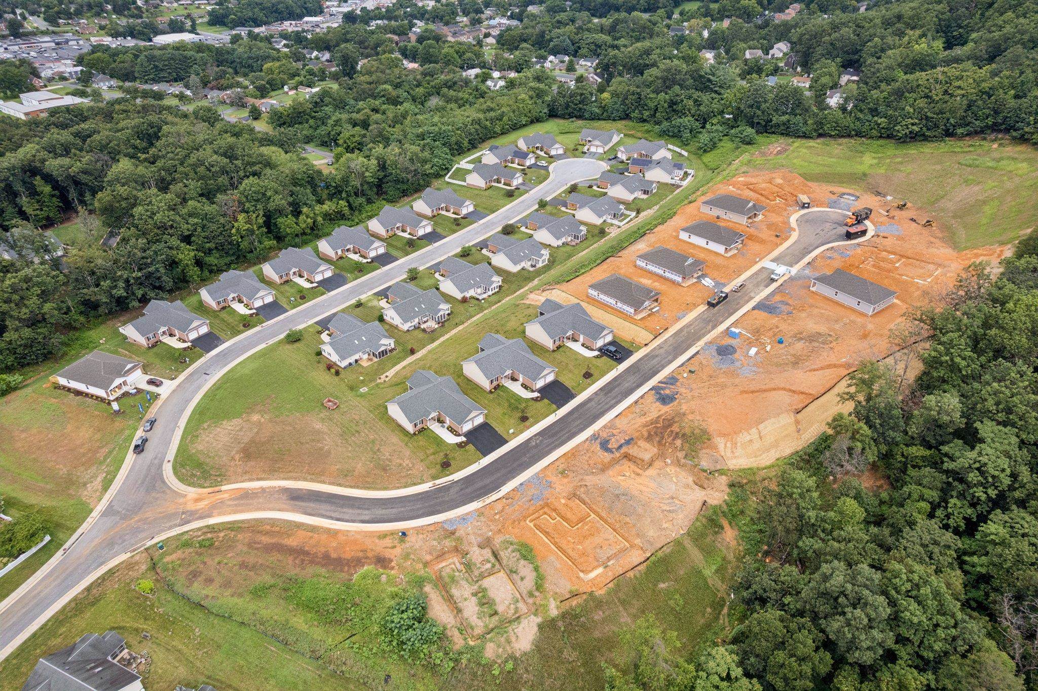5 OAK VIEW DR, STAUNTON, Virginia 24401, 4 Bedrooms Bedrooms, ,2 BathroomsBathrooms,Residential,5 OAK VIEW DR,670245 MLS # 670245