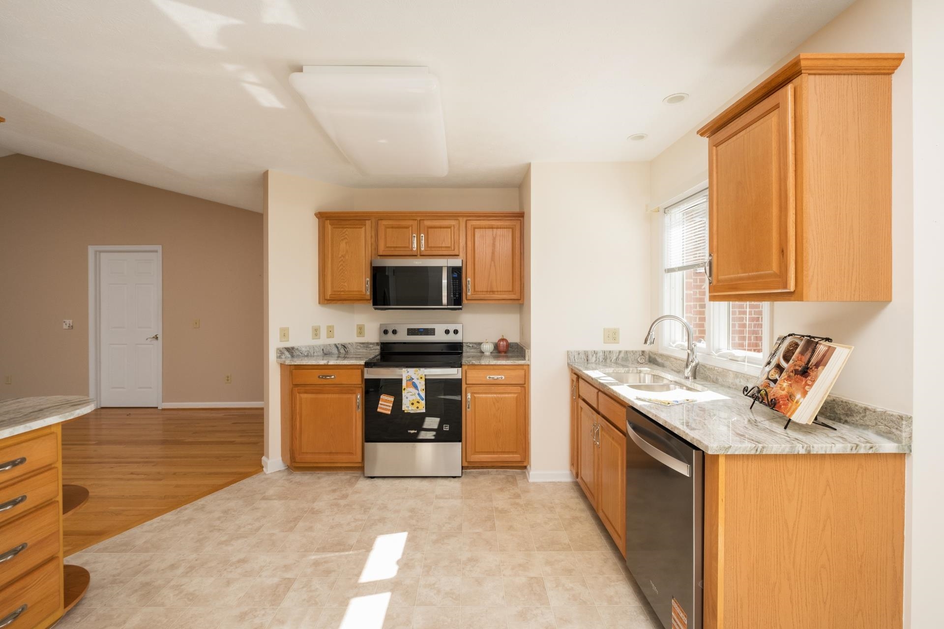 2221 LAKE TERRACE DR, HARRISONBURG, Virginia 22802, 2 Bedrooms Bedrooms, ,2 BathroomsBathrooms,Residential,Shenk,2221 LAKE TERRACE DR,670253 MLS # 670253
