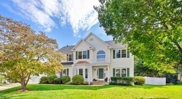 364 EQUESTRIAN RD, WARRENTON, Virginia 20186, 4 Bedrooms Bedrooms, ,2 BathroomsBathrooms,Residential,For sale,364 EQUESTRIAN RD,VAFQ2018204 MLS # VAFQ2018204