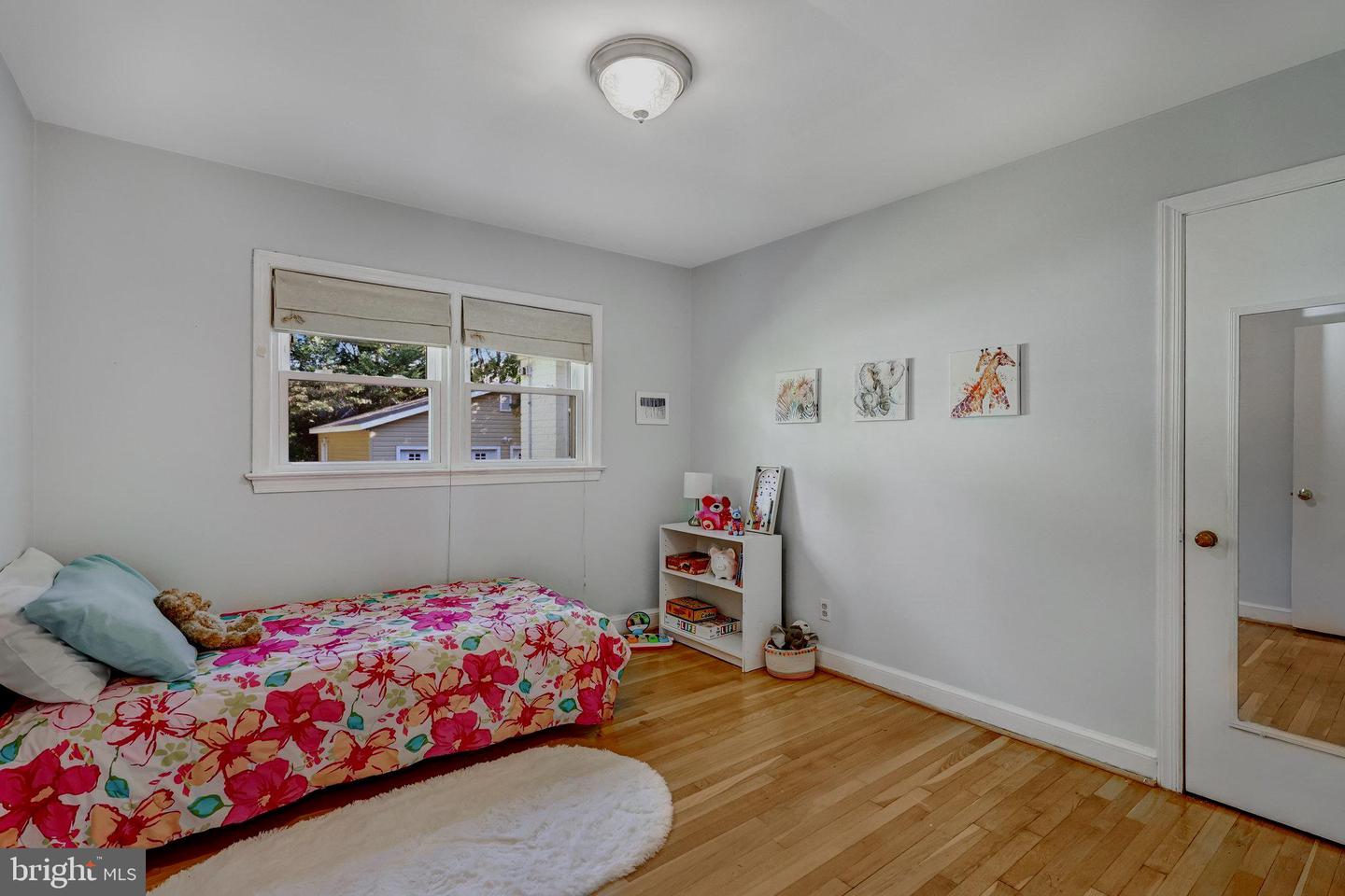 602 RANDOLPH ST, FALLS CHURCH, Virginia 22046, 4 Bedrooms Bedrooms, 11 Rooms Rooms,2 BathroomsBathrooms,Residential,For sale,602 RANDOLPH ST,VAFA2003312 MLS # VAFA2003312