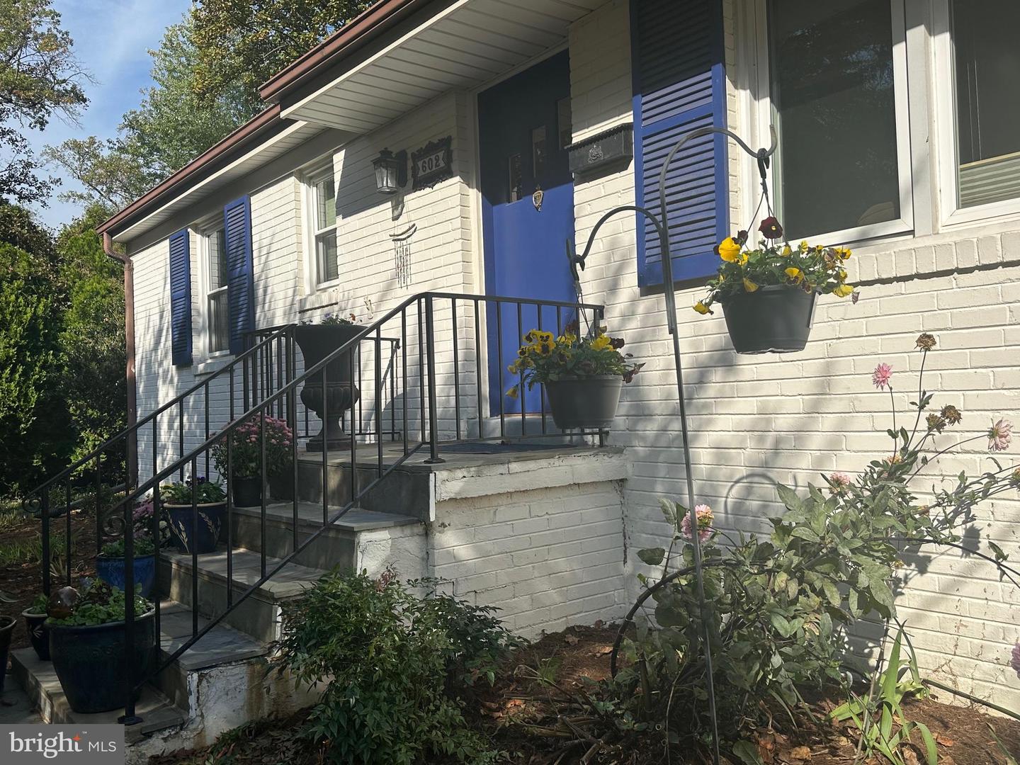 602 RANDOLPH ST, FALLS CHURCH, Virginia 22046, 4 Bedrooms Bedrooms, 11 Rooms Rooms,2 BathroomsBathrooms,Residential,For sale,602 RANDOLPH ST,VAFA2003312 MLS # VAFA2003312