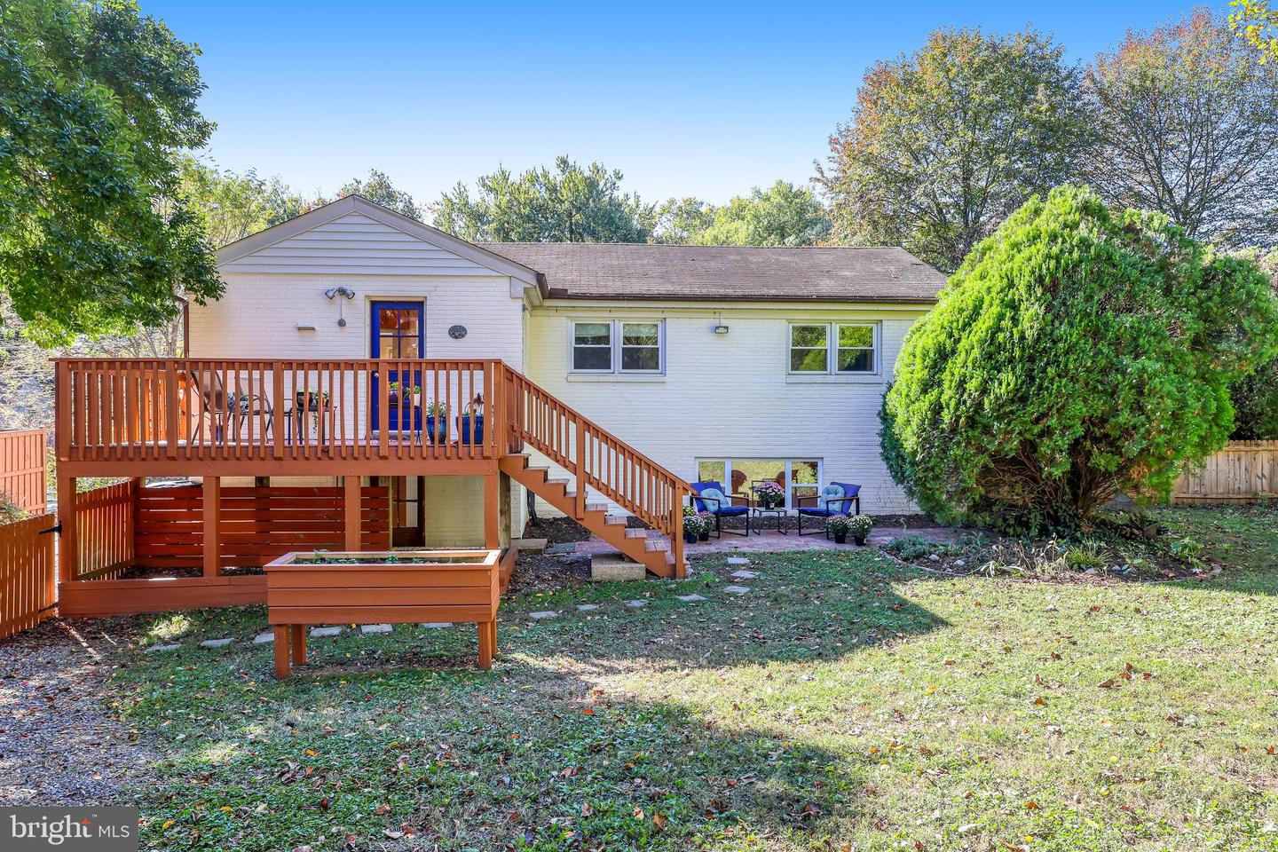 602 RANDOLPH ST, FALLS CHURCH, Virginia 22046, 4 Bedrooms Bedrooms, 11 Rooms Rooms,2 BathroomsBathrooms,Residential,For sale,602 RANDOLPH ST,VAFA2003312 MLS # VAFA2003312
