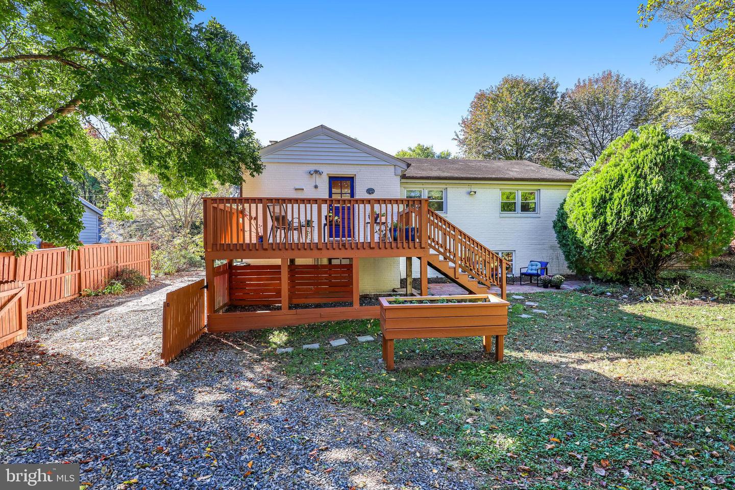 602 RANDOLPH ST, FALLS CHURCH, Virginia 22046, 4 Bedrooms Bedrooms, 11 Rooms Rooms,2 BathroomsBathrooms,Residential,For sale,602 RANDOLPH ST,VAFA2003312 MLS # VAFA2003312