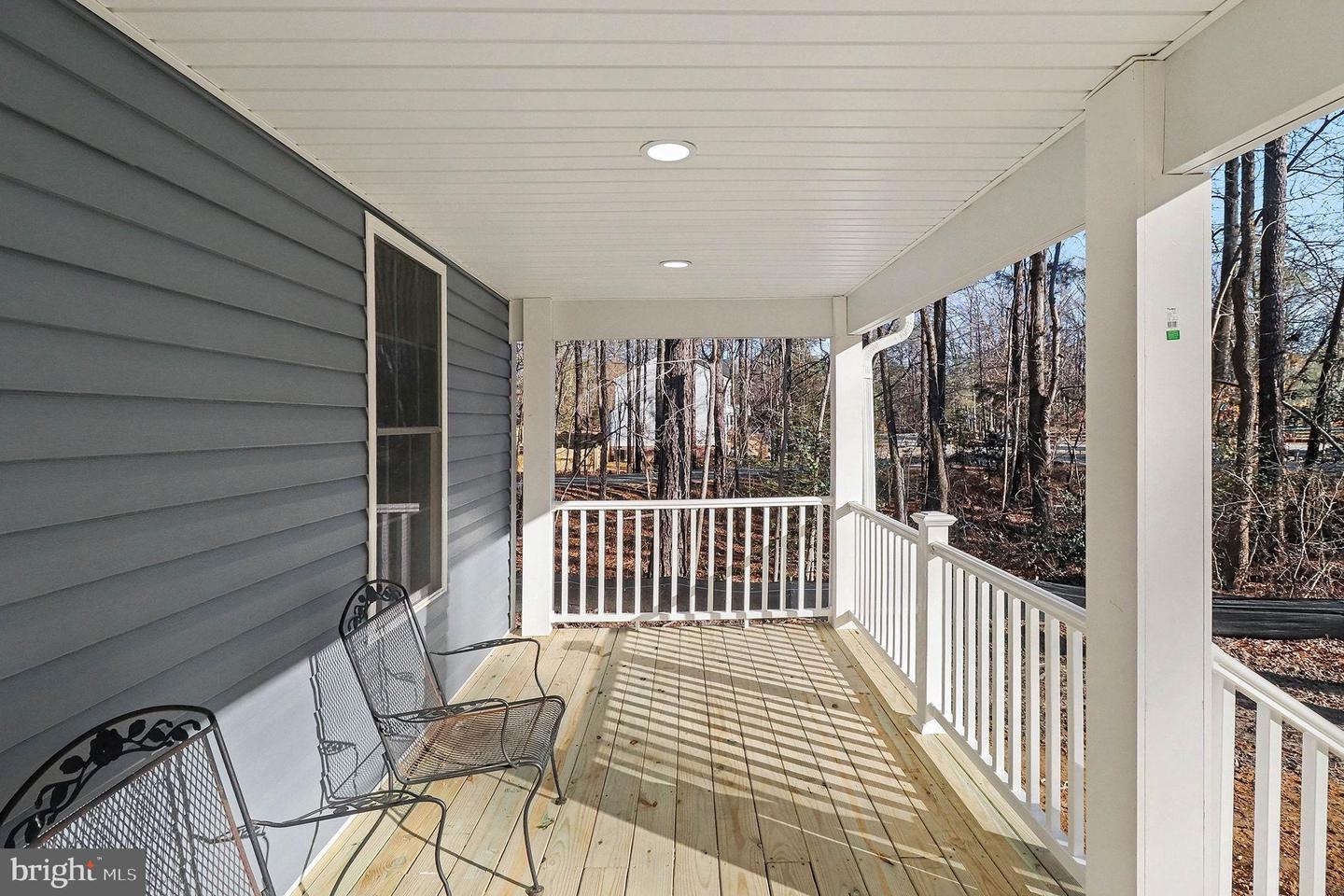 723 LAKE CAROLINE DR, RUTHER GLEN, Virginia 22546, 3 Bedrooms Bedrooms, 13 Rooms Rooms,3 BathroomsBathrooms,Residential,For sale,723 LAKE CAROLINE DR,VACV2008962 MLS # VACV2008962