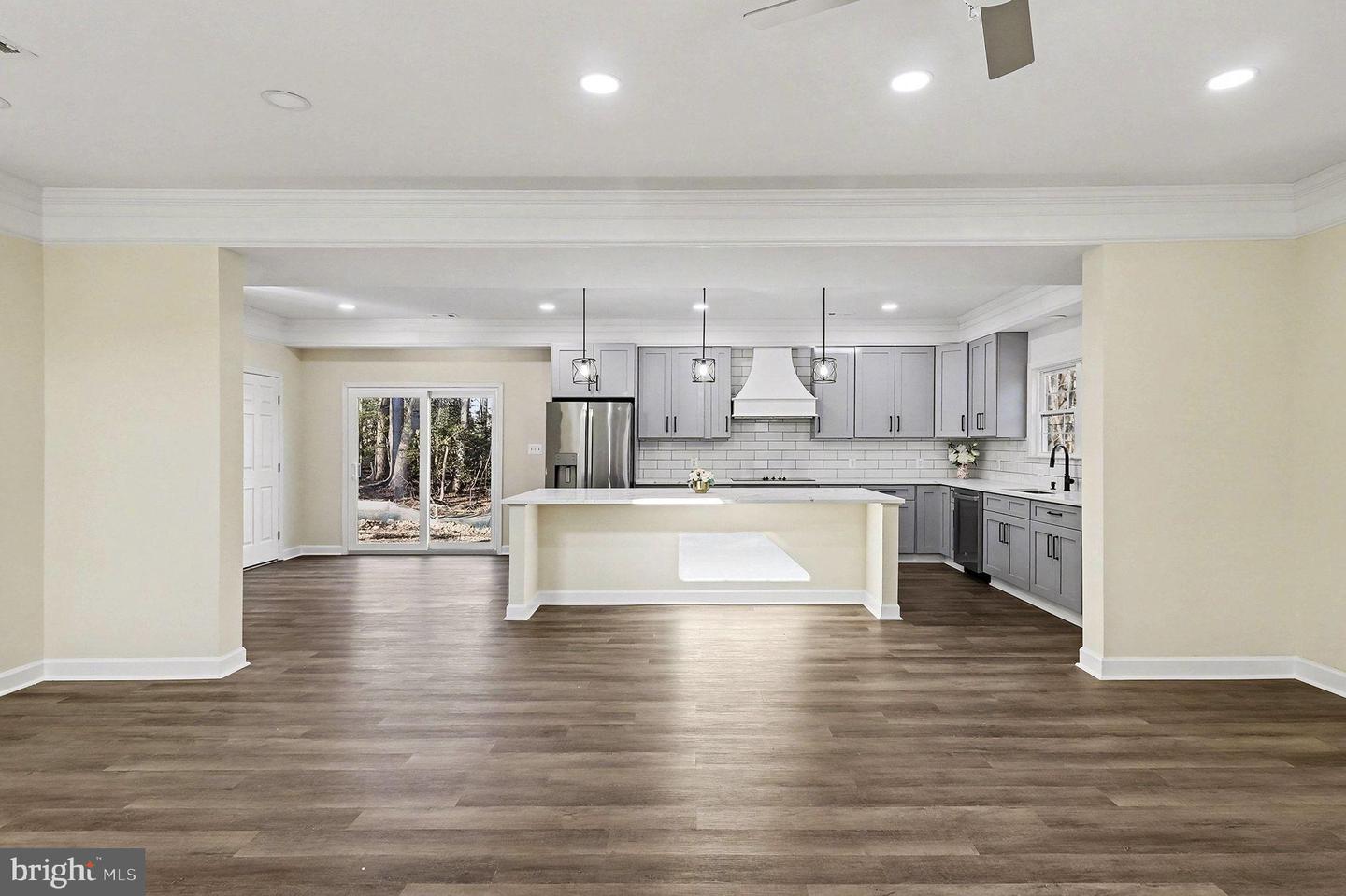 723 LAKE CAROLINE DR, RUTHER GLEN, Virginia 22546, 3 Bedrooms Bedrooms, 13 Rooms Rooms,3 BathroomsBathrooms,Residential,For sale,723 LAKE CAROLINE DR,VACV2008962 MLS # VACV2008962