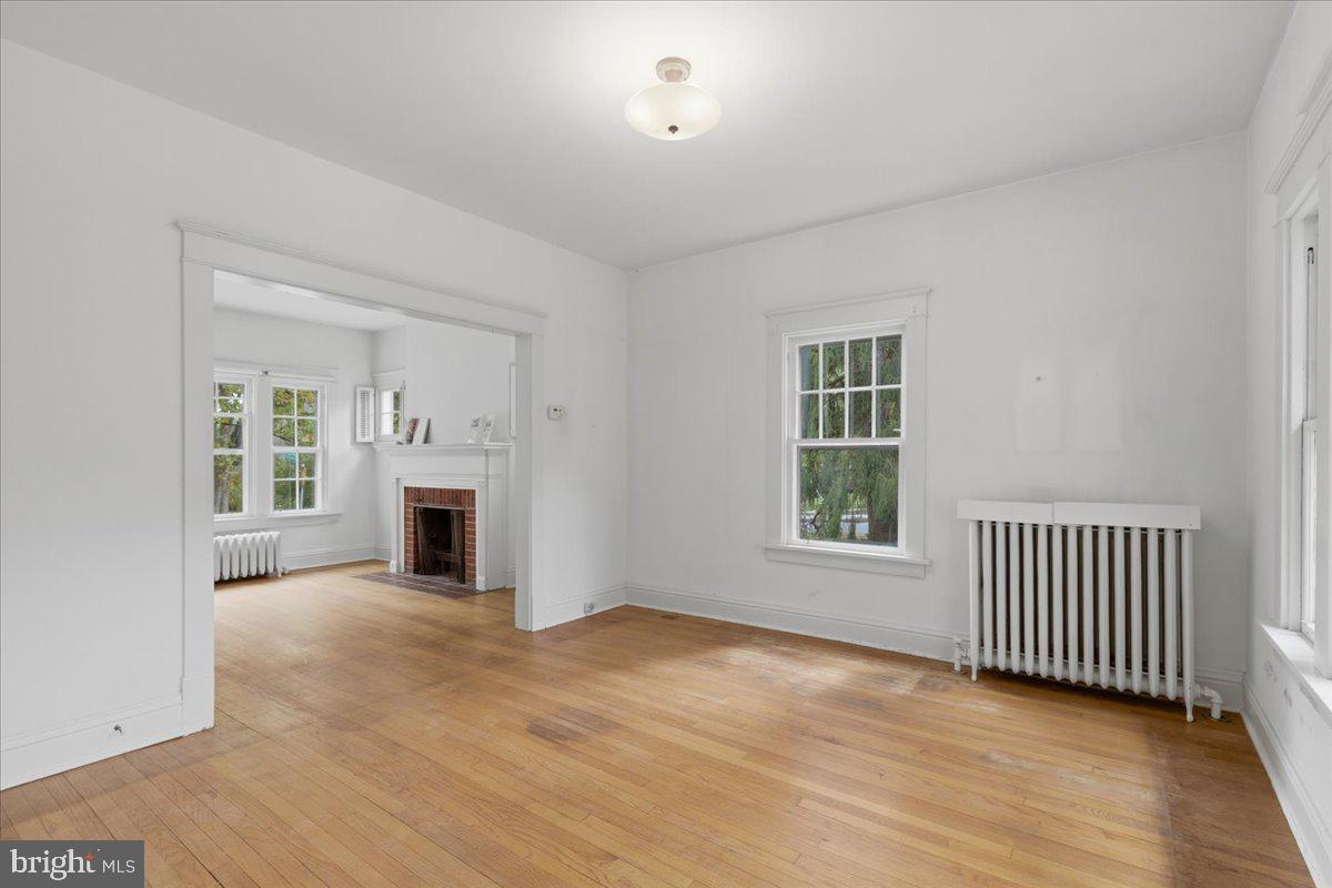 5900 32ND ST NW, WASHINGTON, District Of Columbia 20015, 4 Bedrooms Bedrooms, ,2 BathroomsBathrooms,Residential,For sale,5900 32ND ST NW,DCDC2226294 MLS # DCDC2226294