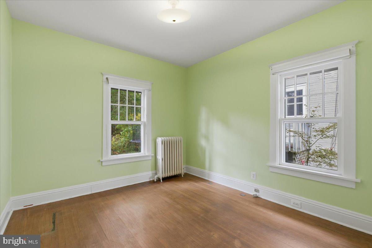 5900 32ND ST NW, WASHINGTON, District Of Columbia 20015, 4 Bedrooms Bedrooms, ,2 BathroomsBathrooms,Residential,For sale,5900 32ND ST NW,DCDC2226294 MLS # DCDC2226294