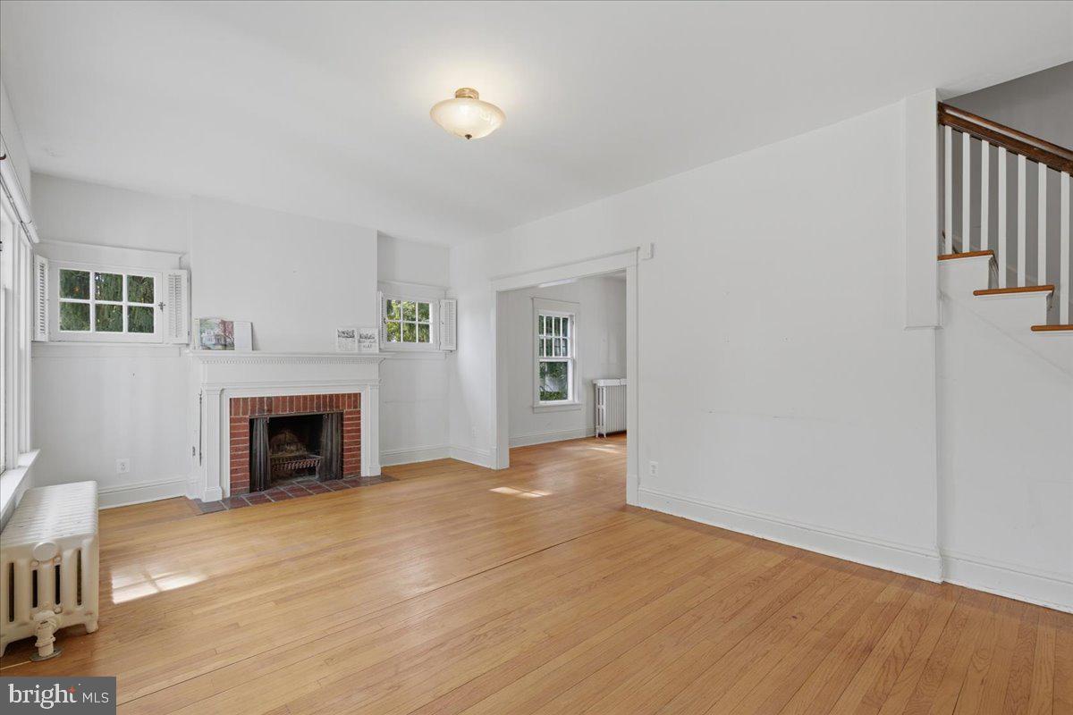 5900 32ND ST NW, WASHINGTON, District Of Columbia 20015, 4 Bedrooms Bedrooms, ,2 BathroomsBathrooms,Residential,For sale,5900 32ND ST NW,DCDC2226294 MLS # DCDC2226294
