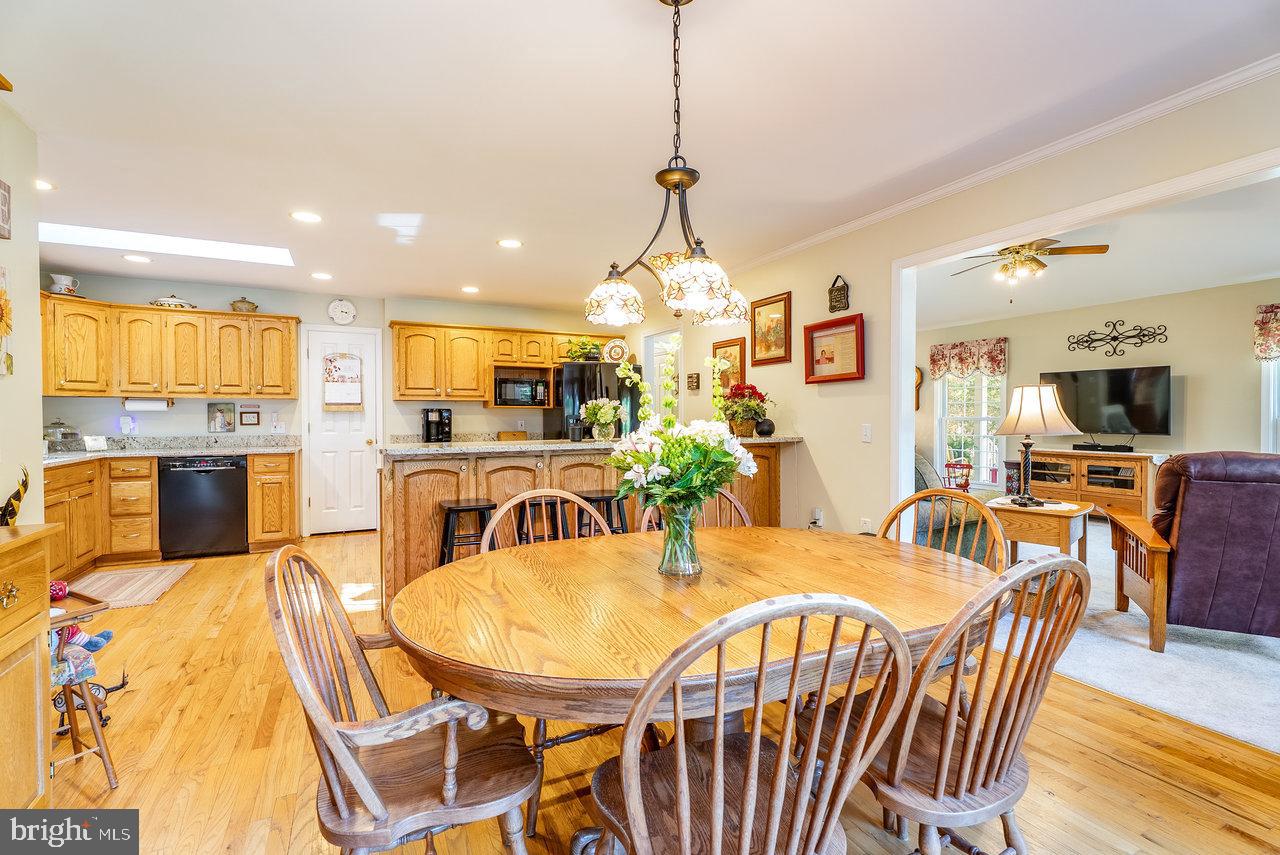 389 MASH LN, EDINBURG, Virginia 22824, 3 Bedrooms Bedrooms, ,3 BathroomsBathrooms,Residential,For sale,389 MASH LN,VASH2012788 MLS # VASH2012788