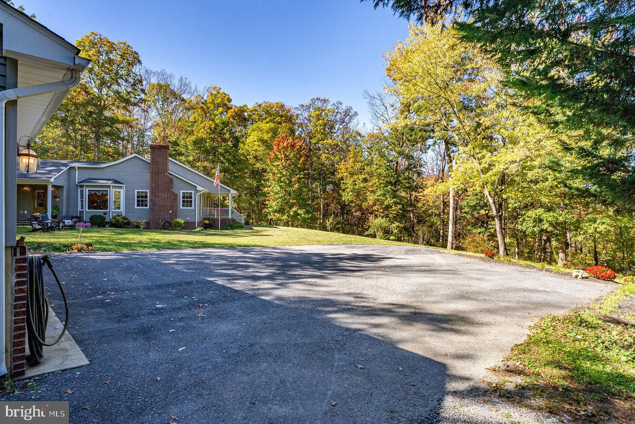 389 MASH LN, EDINBURG, Virginia 22824, 3 Bedrooms Bedrooms, ,3 BathroomsBathrooms,Residential,For sale,389 MASH LN,VASH2012788 MLS # VASH2012788