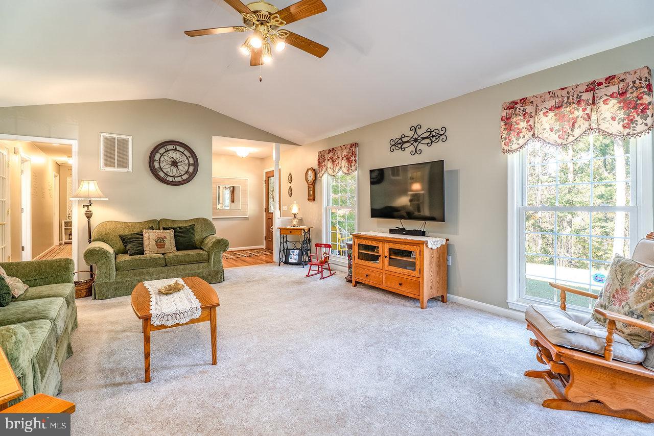389 MASH LN, EDINBURG, Virginia 22824, 3 Bedrooms Bedrooms, ,3 BathroomsBathrooms,Residential,For sale,389 MASH LN,VASH2012788 MLS # VASH2012788