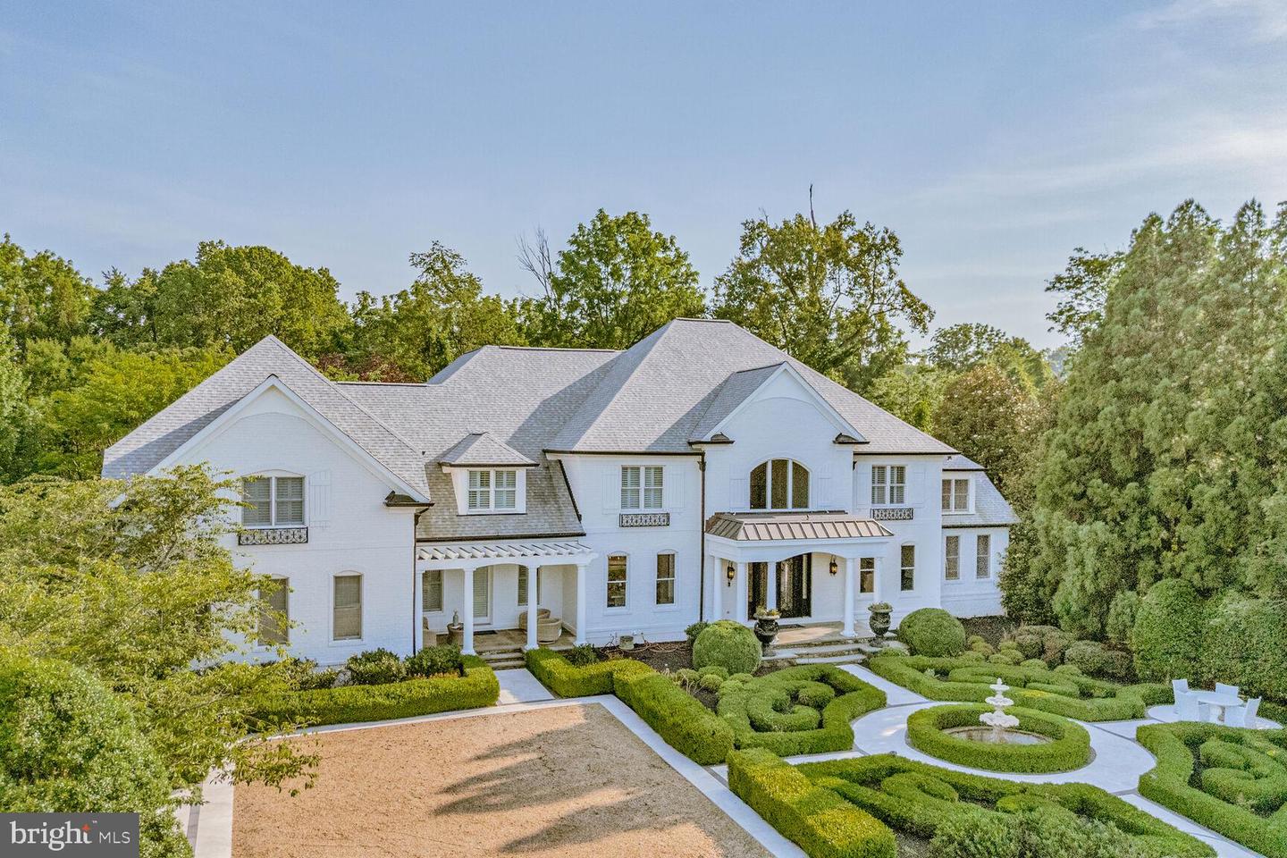 16717 WHIRLAWAY CT, LEESBURG, Virginia 20176, 5 Bedrooms Bedrooms, ,4 BathroomsBathrooms,Residential,For sale,16717 WHIRLAWAY CT,VALO2109286 MLS # VALO2109286