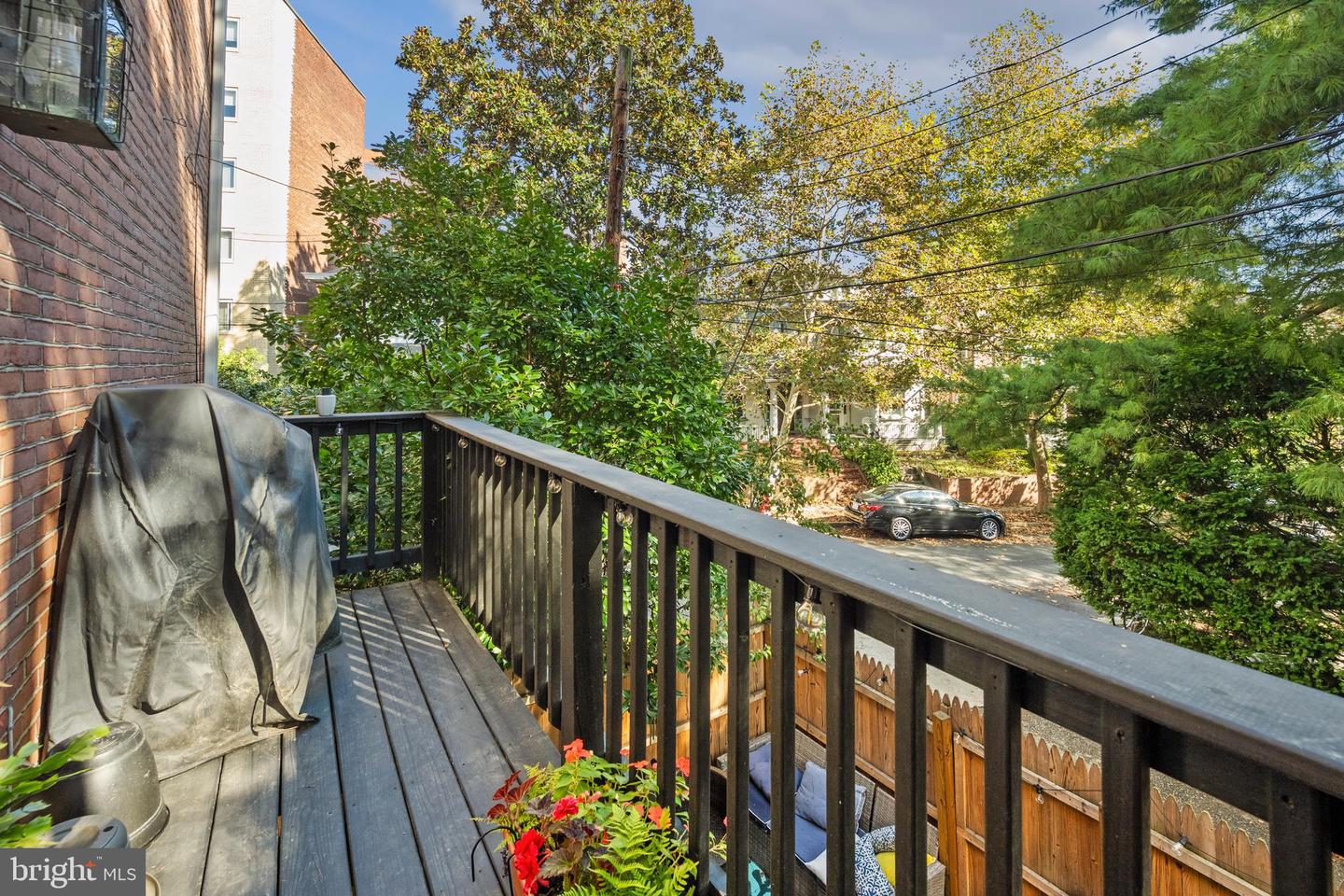 3742 JOCELYN ST NW, WASHINGTON, District Of Columbia 20015, 2 Bedrooms Bedrooms, ,1 BathroomBathrooms,Residential,For sale,3742 JOCELYN ST NW,DCDC2227980 MLS # DCDC2227980