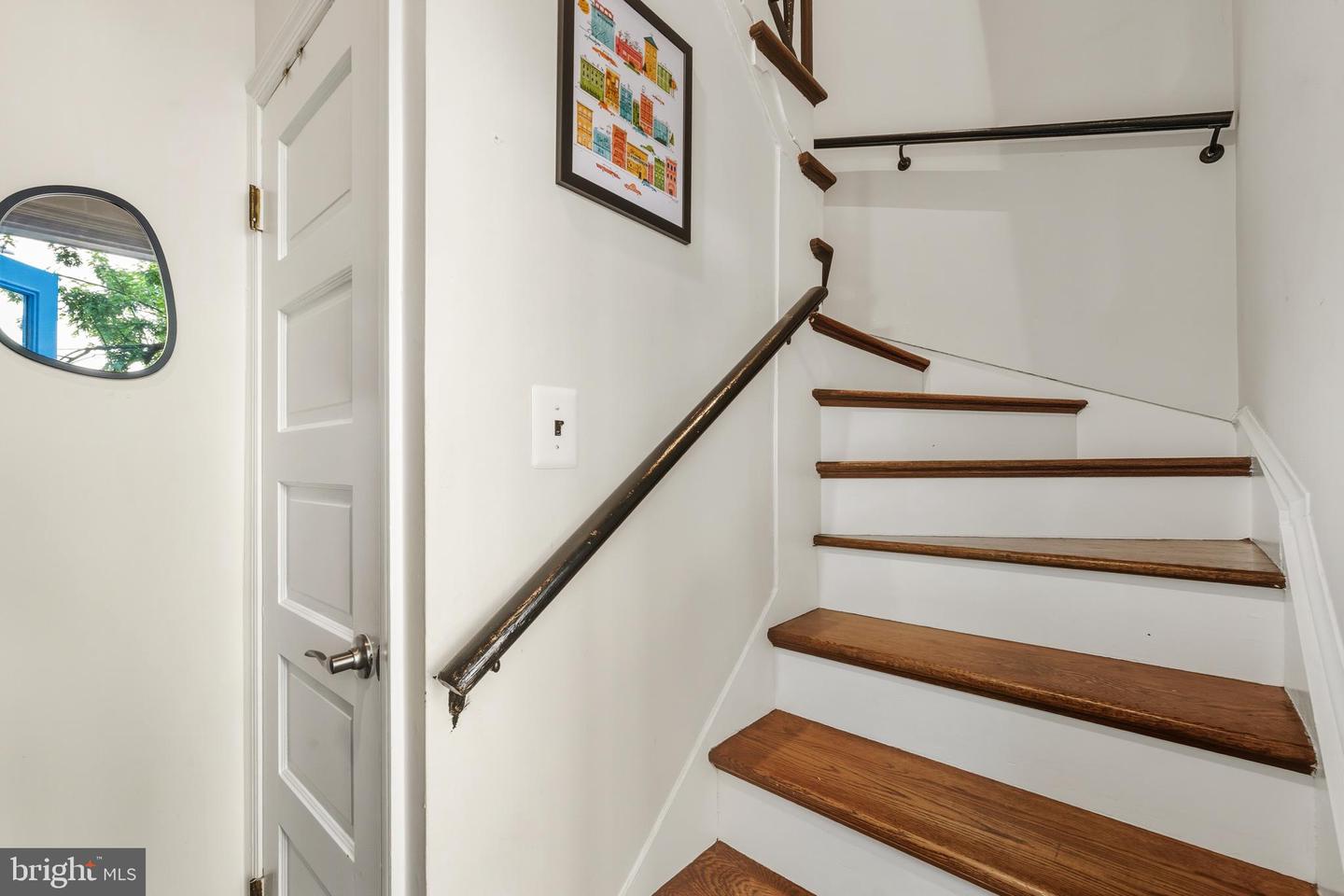 3742 JOCELYN ST NW, WASHINGTON, District Of Columbia 20015, 2 Bedrooms Bedrooms, ,1 BathroomBathrooms,Residential,For sale,3742 JOCELYN ST NW,DCDC2227980 MLS # DCDC2227980