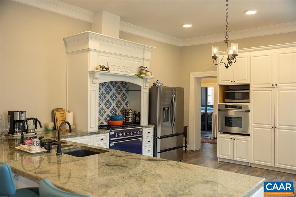 409 PARK ST, CHARLOTTESVILLE, Virginia 22902, 5 Bedrooms Bedrooms, ,4 BathroomsBathrooms,Residential,For sale,409 PARK ST,670240 MLS # 670240