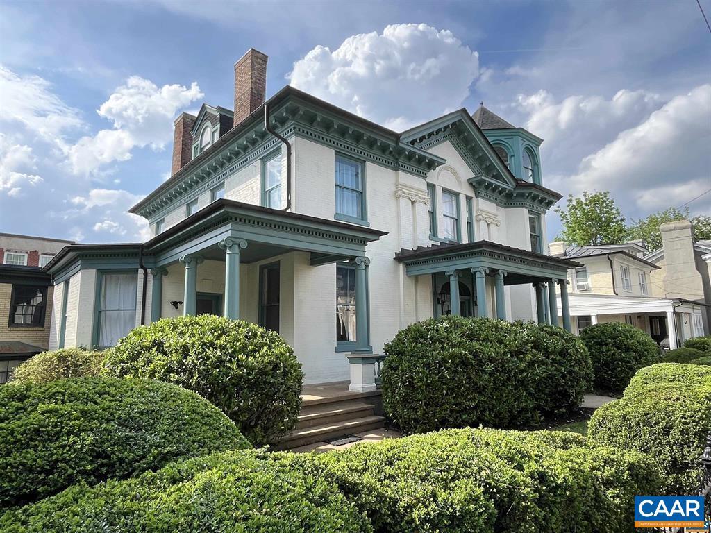 409 PARK ST, CHARLOTTESVILLE, Virginia 22902, 5 Bedrooms Bedrooms, ,4 BathroomsBathrooms,Residential,For sale,409 PARK ST,670240 MLS # 670240