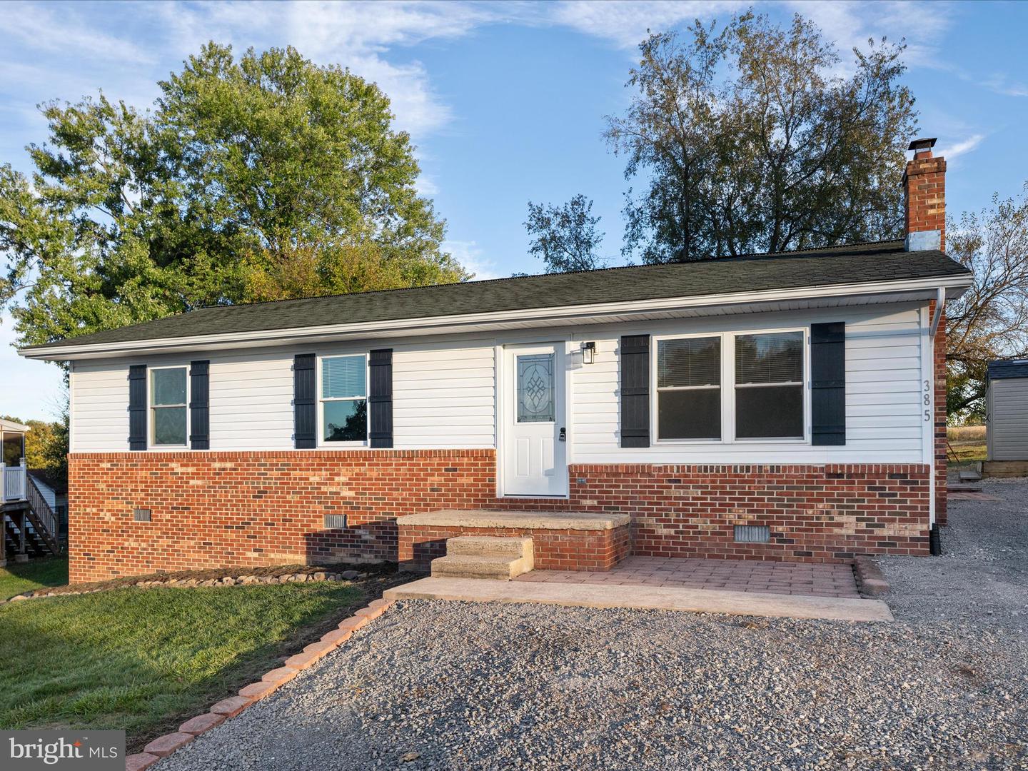 385 WALKER, TIMBERVILLE, Virginia 22853, 3 Bedrooms Bedrooms, ,2 BathroomsBathrooms,Residential,For sale,385 WALKER,VARO2002656 MLS # VARO2002656