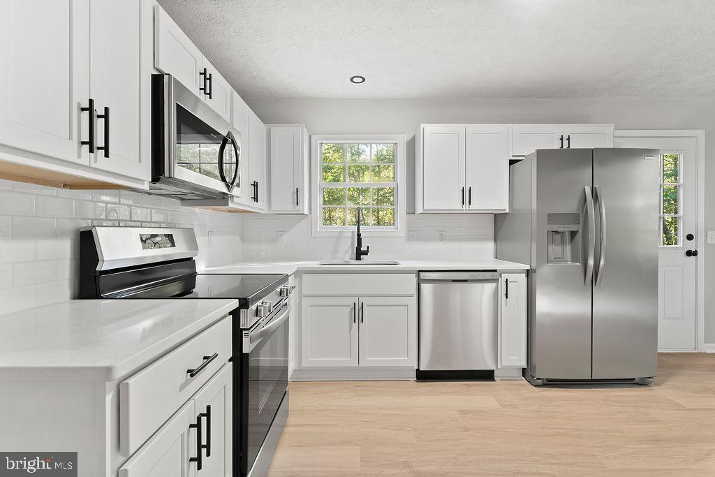 37 CLOVERLEAF DR, BREMO BLUFF, Virginia 23022, 3 Bedrooms Bedrooms, ,2 BathroomsBathrooms,Residential,For sale,37 CLOVERLEAF DR,VAFN2000528 MLS # VAFN2000528