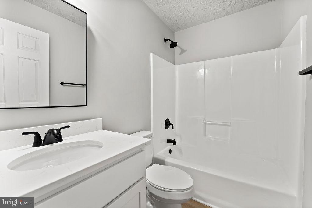 37 CLOVERLEAF DR, BREMO BLUFF, Virginia 23022, 3 Bedrooms Bedrooms, ,2 BathroomsBathrooms,Residential,For sale,37 CLOVERLEAF DR,VAFN2000528 MLS # VAFN2000528