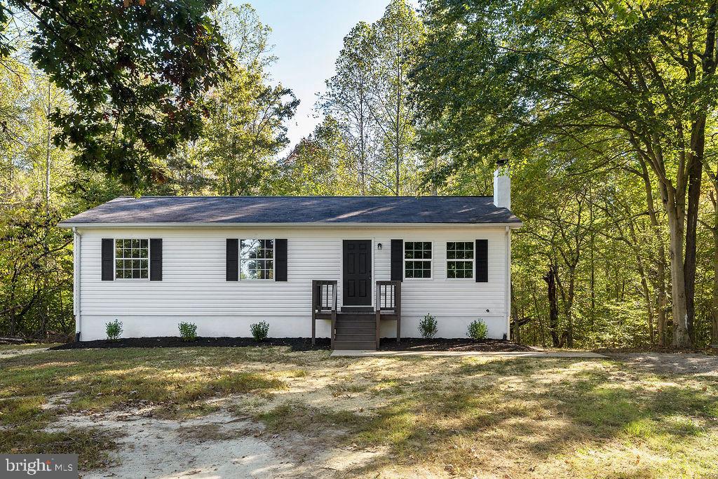 37 CLOVERLEAF DR, BREMO BLUFF, Virginia 23022, 3 Bedrooms Bedrooms, ,2 BathroomsBathrooms,Residential,For sale,37 CLOVERLEAF DR,VAFN2000528 MLS # VAFN2000528