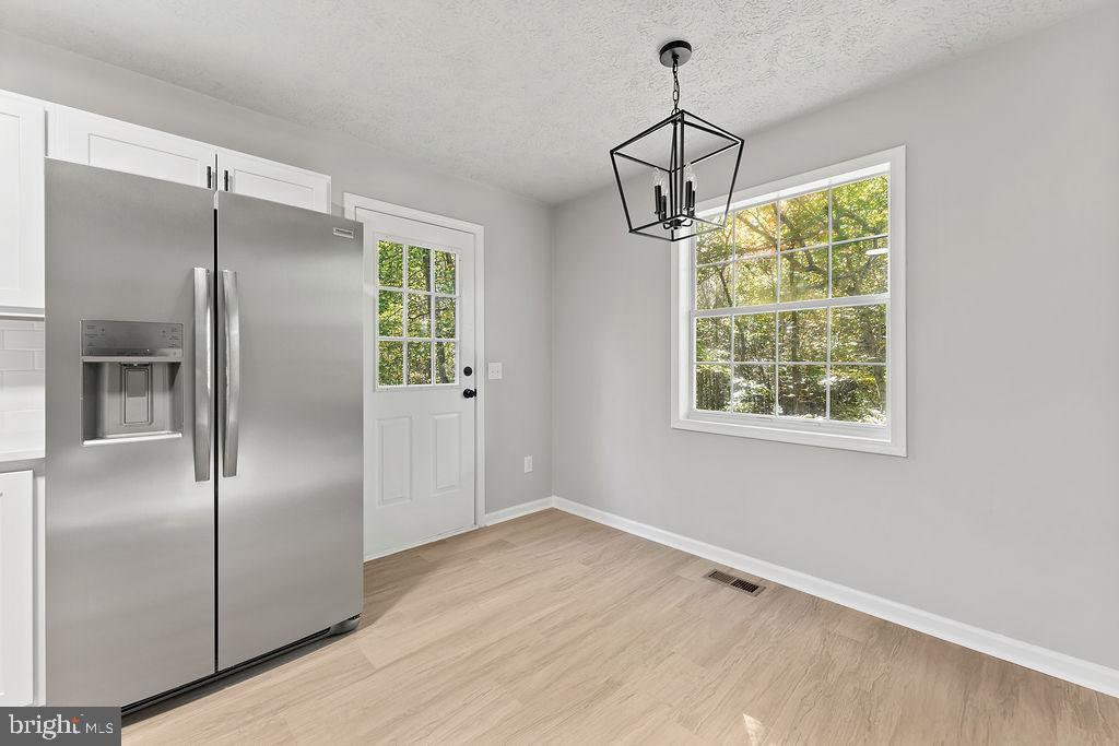 37 CLOVERLEAF DR, BREMO BLUFF, Virginia 23022, 3 Bedrooms Bedrooms, ,2 BathroomsBathrooms,Residential,For sale,37 CLOVERLEAF DR,VAFN2000528 MLS # VAFN2000528