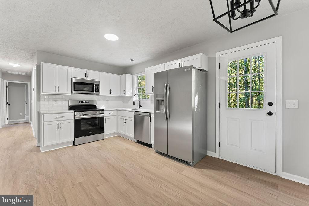 37 CLOVERLEAF DR, BREMO BLUFF, Virginia 23022, 3 Bedrooms Bedrooms, ,2 BathroomsBathrooms,Residential,For sale,37 CLOVERLEAF DR,VAFN2000528 MLS # VAFN2000528
