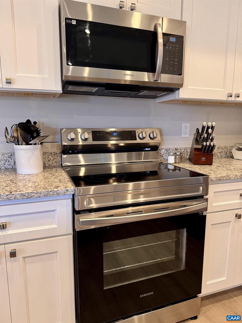 201 SPRING RUN LN, WAYNESBORO, Virginia 22980, 3 Bedrooms Bedrooms, ,2 BathroomsBathrooms,Residential,For sale,201 SPRING RUN LN,670244 MLS # 670244