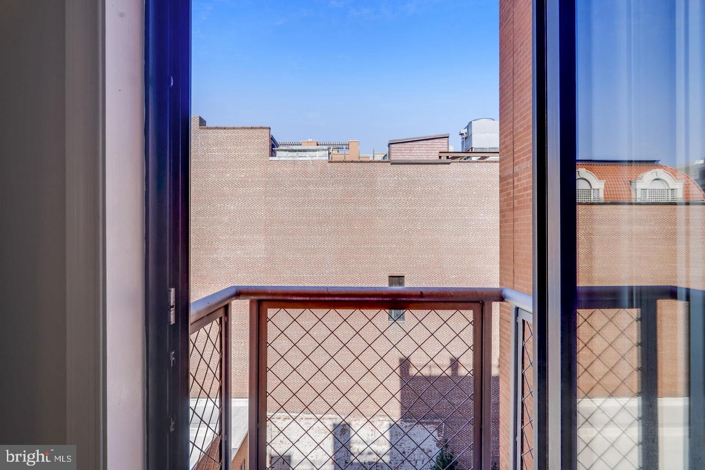 631 D ST NW #834, WASHINGTON, District Of Columbia 20004, 1 Bedroom Bedrooms, ,1 BathroomBathrooms,Residential,For sale,631 D ST NW #834,DCDC2228114 MLS # DCDC2228114