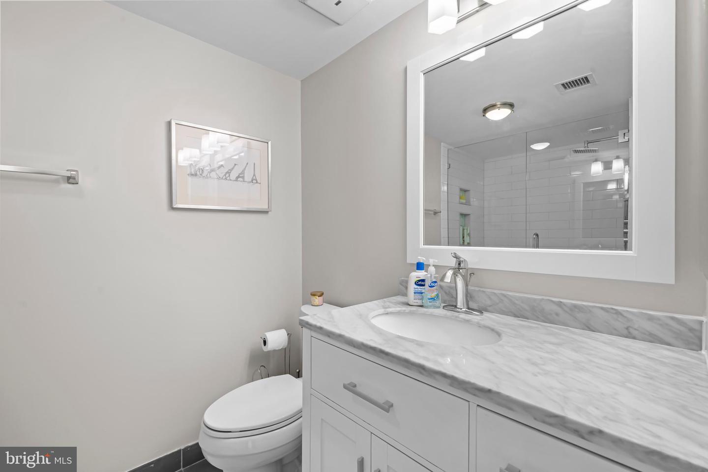 631 D ST NW #834, WASHINGTON, District Of Columbia 20004, 1 Bedroom Bedrooms, ,1 BathroomBathrooms,Residential,For sale,631 D ST NW #834,DCDC2228114 MLS # DCDC2228114