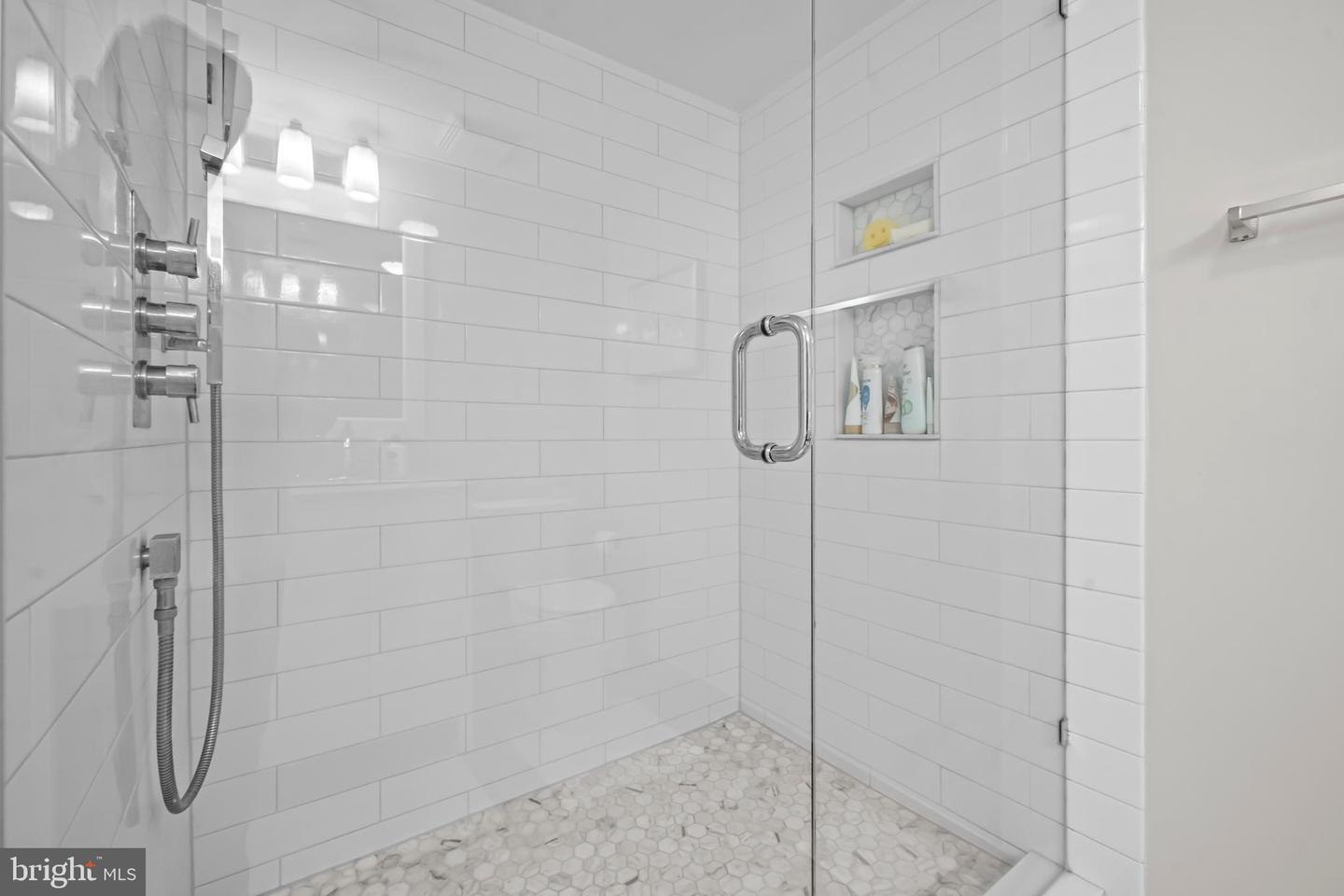 631 D ST NW #834, WASHINGTON, District Of Columbia 20004, 1 Bedroom Bedrooms, ,1 BathroomBathrooms,Residential,For sale,631 D ST NW #834,DCDC2228114 MLS # DCDC2228114
