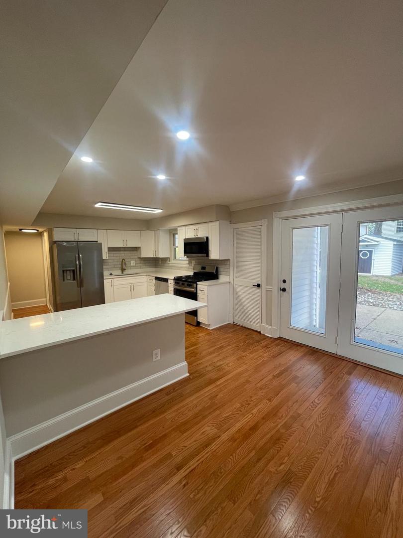 310 MISSOURI AVE, HERNDON, Virginia 20170, 4 Bedrooms Bedrooms, ,2 BathroomsBathrooms,Residential,For sale,310 MISSOURI AVE,VAFX2260686 MLS # VAFX2260686