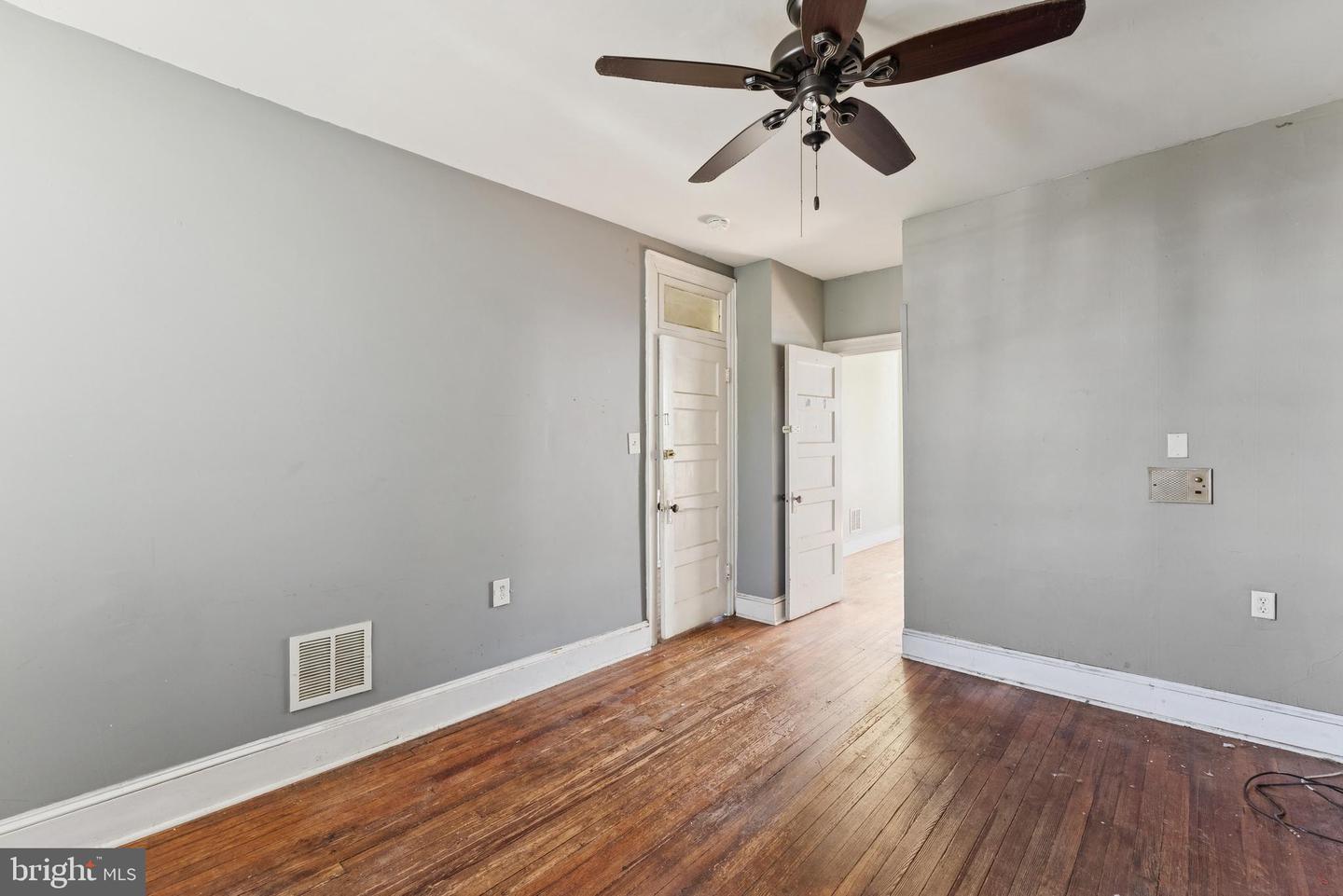 612 LAMONT ST NW, WASHINGTON, District Of Columbia 20010, 3 Bedrooms Bedrooms, ,1 BathroomBathrooms,Residential,For sale,612 LAMONT ST NW,DCDC2215146 MLS # DCDC2215146