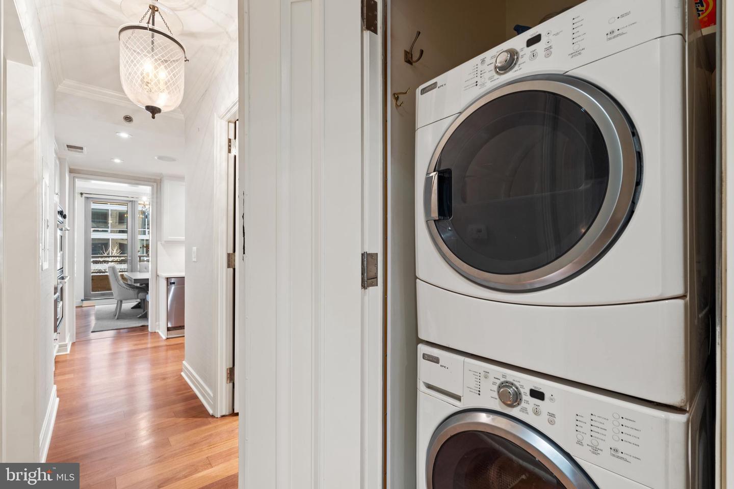 1111 23RD ST NW #4C, WASHINGTON, District Of Columbia 20037, 2 Bedrooms Bedrooms, ,2 BathroomsBathrooms,Residential,For sale,1111 23RD ST NW #4C,DCDC2223006 MLS # DCDC2223006