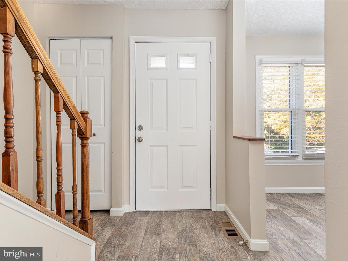 7219 KOUSA LN, SPRINGFIELD, Virginia 22152, 3 Bedrooms Bedrooms, ,2 BathroomsBathrooms,Residential,For sale,7219 KOUSA LN,VAFX2274708 MLS # VAFX2274708