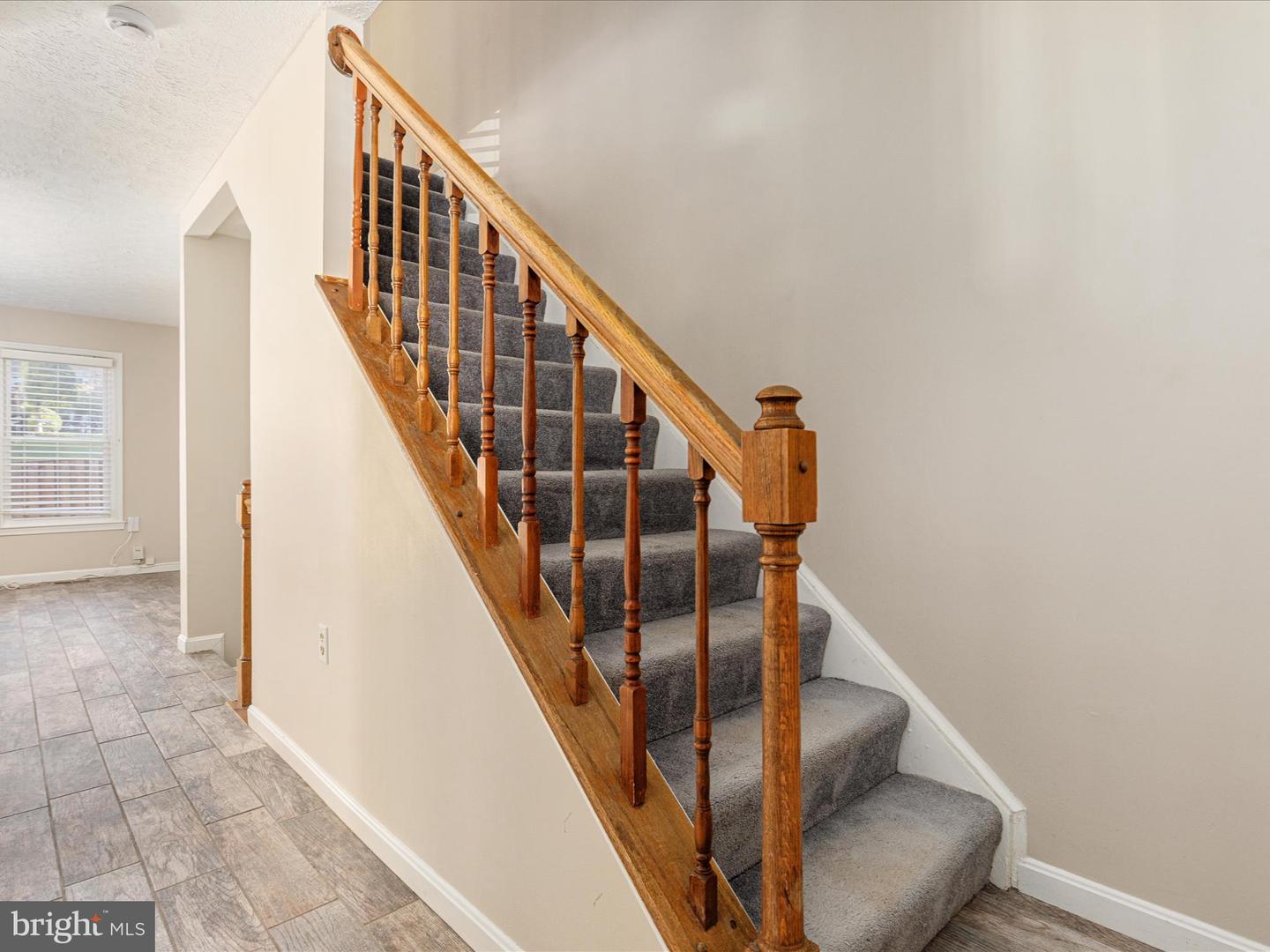 7219 KOUSA LN, SPRINGFIELD, Virginia 22152, 3 Bedrooms Bedrooms, ,2 BathroomsBathrooms,Residential,For sale,7219 KOUSA LN,VAFX2274708 MLS # VAFX2274708
