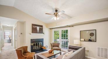 5700 SHADWELL CT #81, ALEXANDRIA, Virginia 22309, 2 Bedrooms Bedrooms, ,2 BathroomsBathrooms,Residential,For sale,5700 SHADWELL CT #81,VAFX2274810 MLS # VAFX2274810