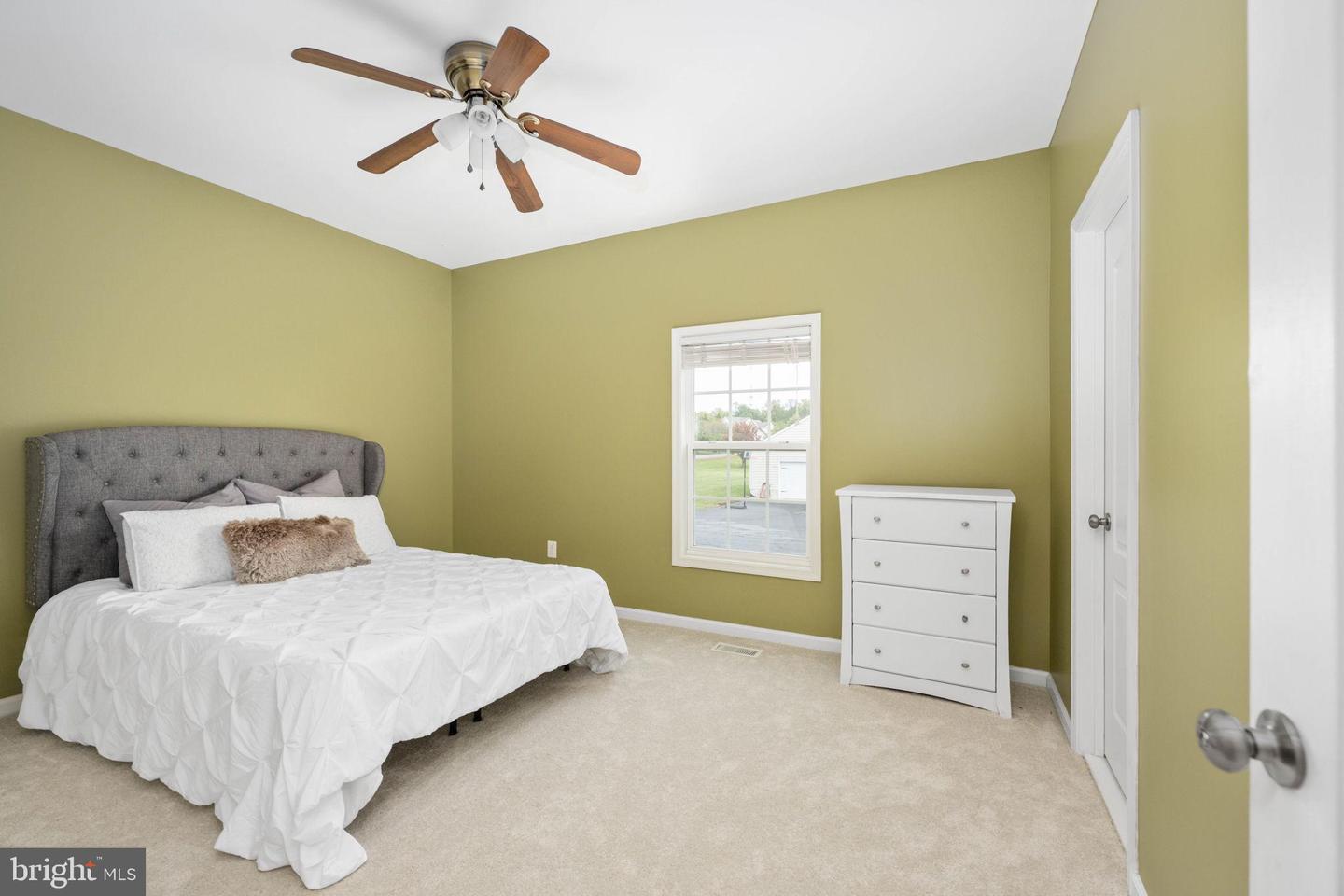 14 CRANSTON LN, STAFFORD, Virginia 22556, 6 Bedrooms Bedrooms, 10 Rooms Rooms,4 BathroomsBathrooms,Residential,For sale,14 CRANSTON LN,VAST2043554 MLS # VAST2043554